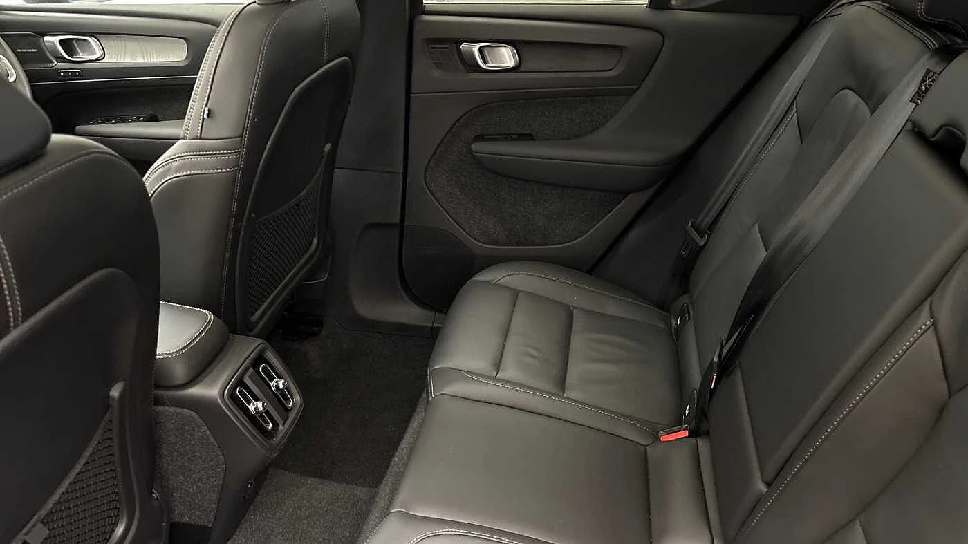 Volvo-XC40-image-12