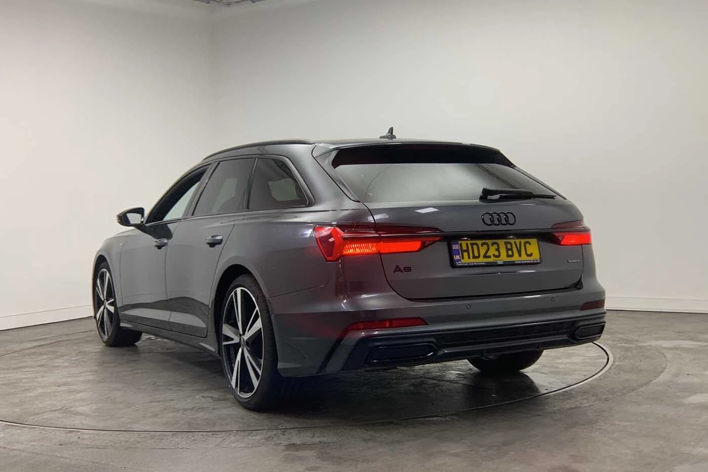 Audi-A6-image-2
