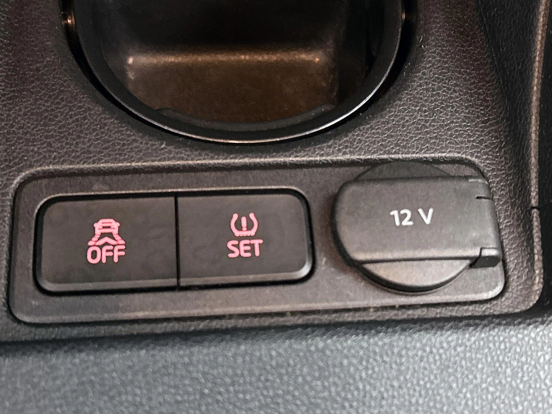 Volkswagen-up!-image-6