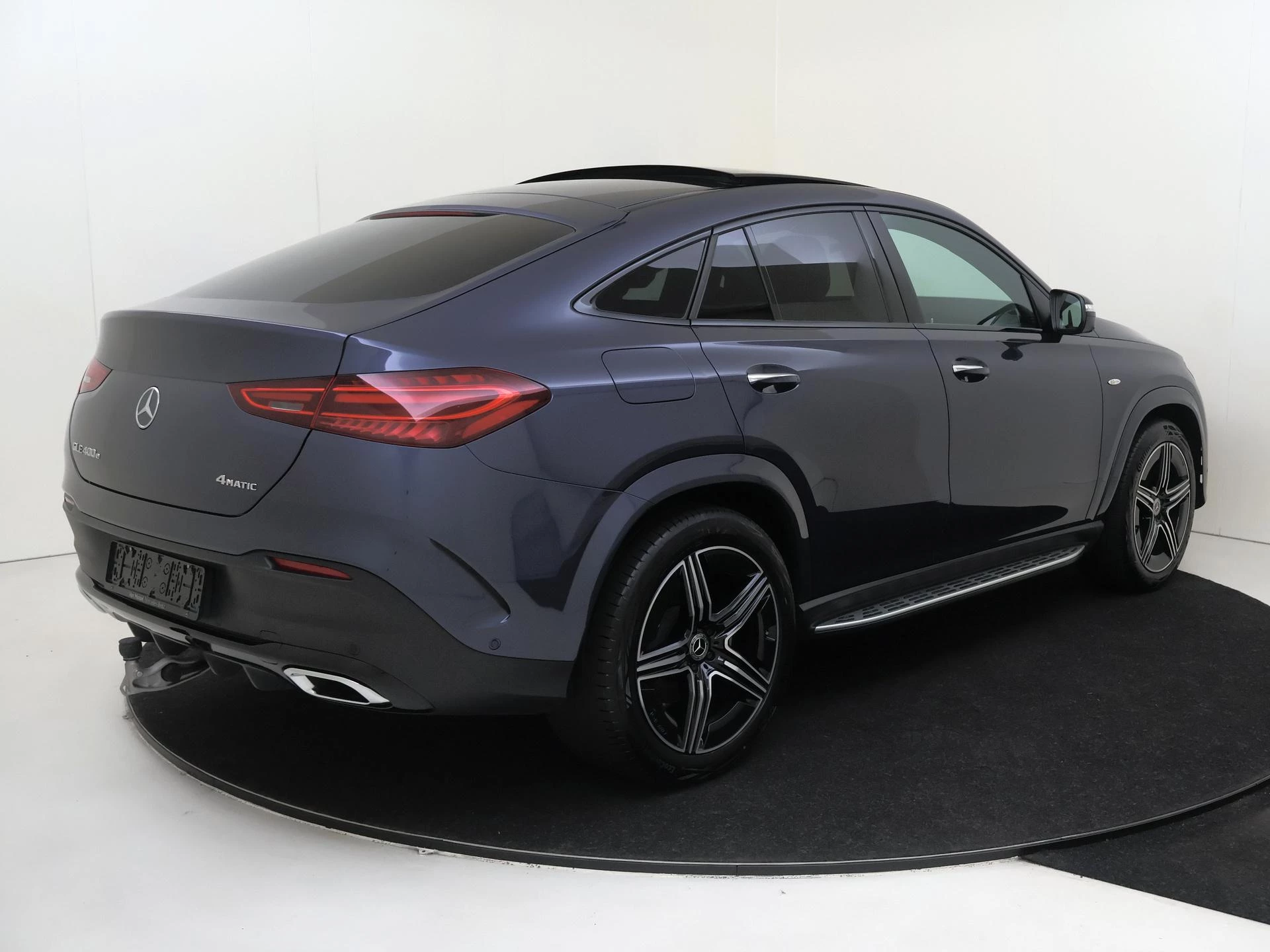 Mercedes-Benz-GLE-image-3