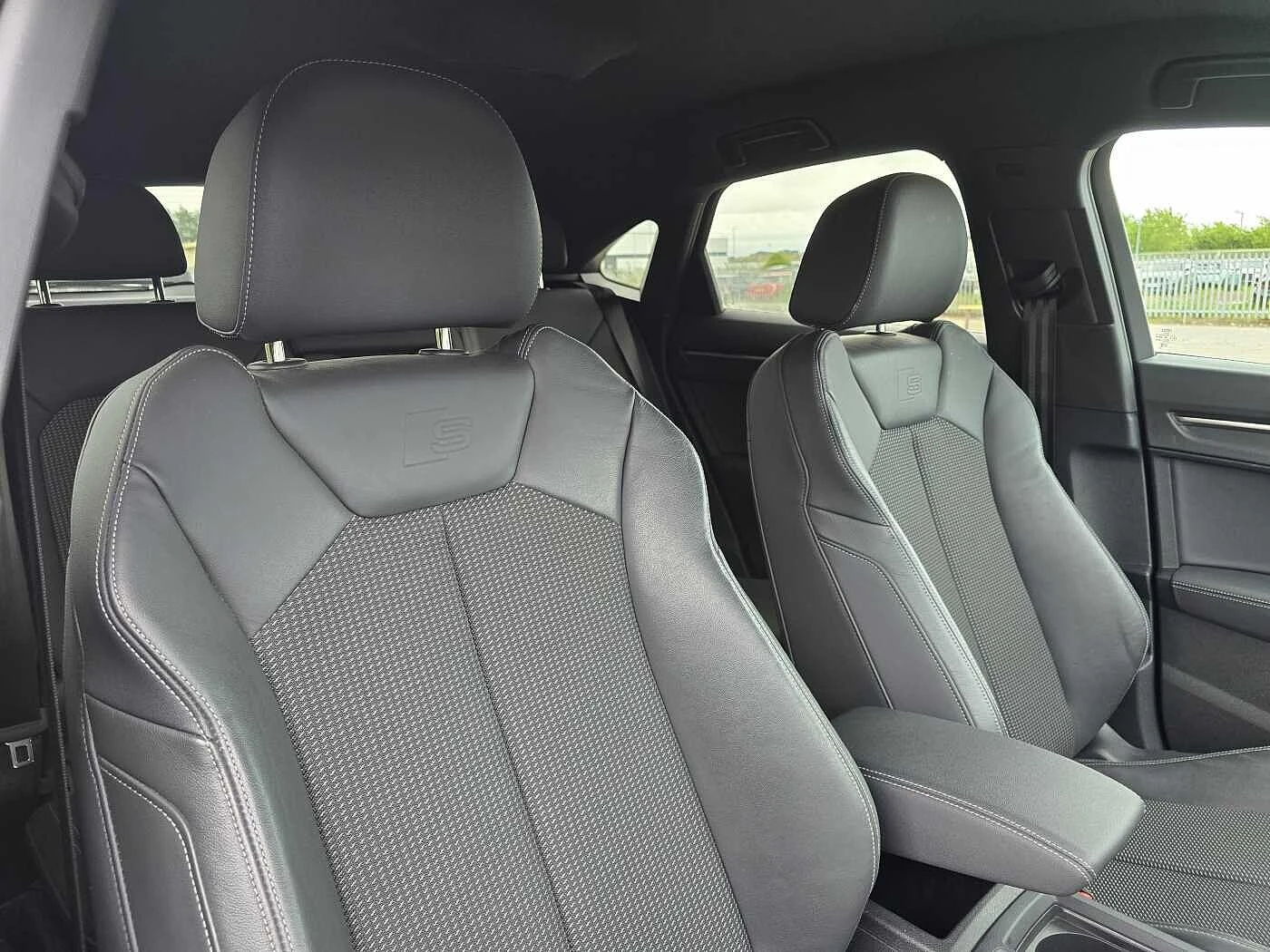Audi-Q3-image-14