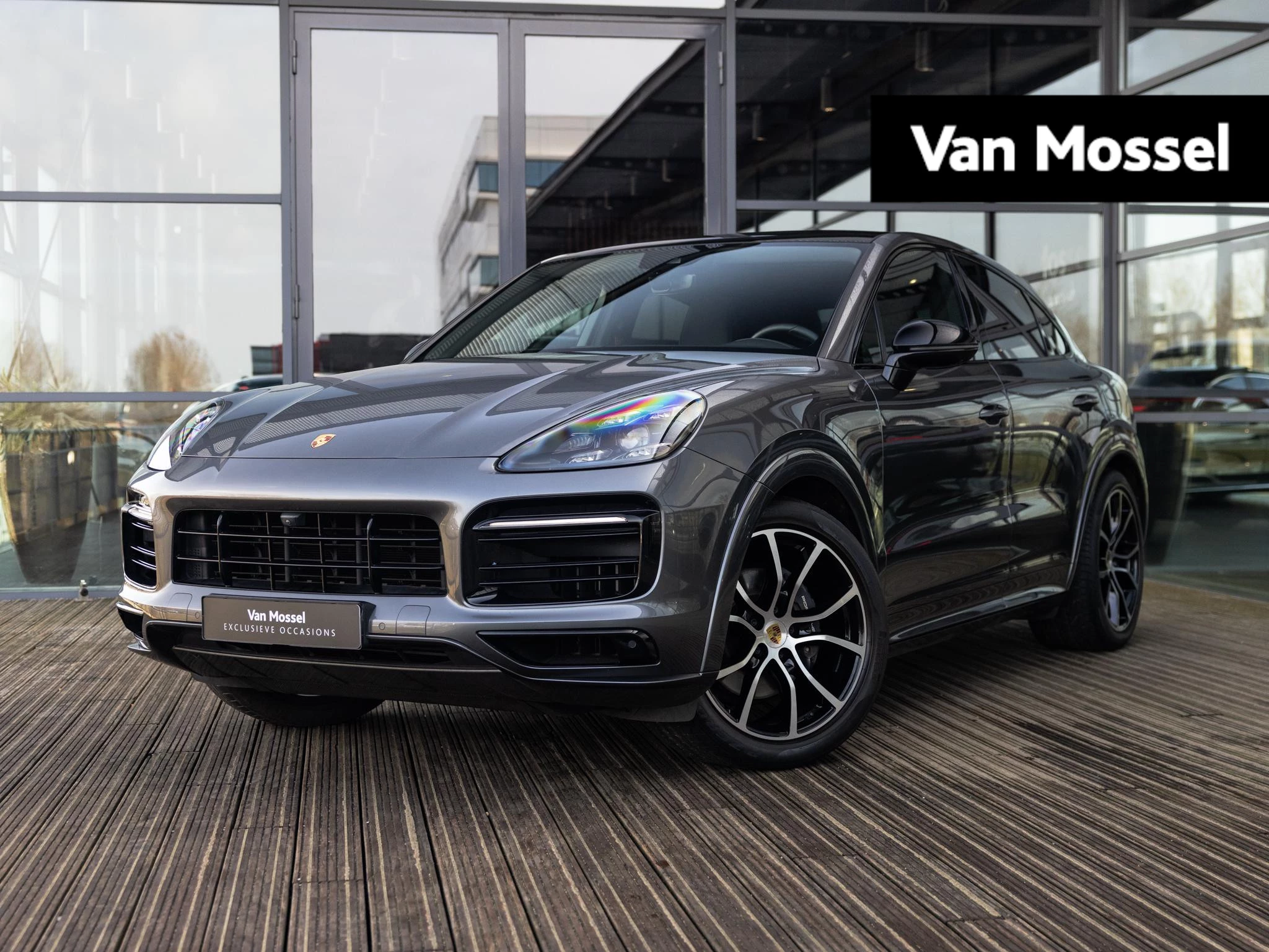 Porsche-Cayenne-image-0