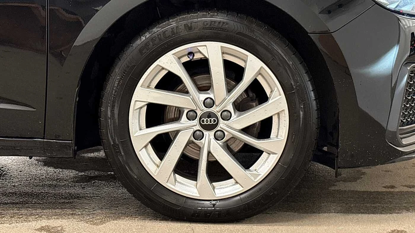 Audi-A1 Sportback-image-4