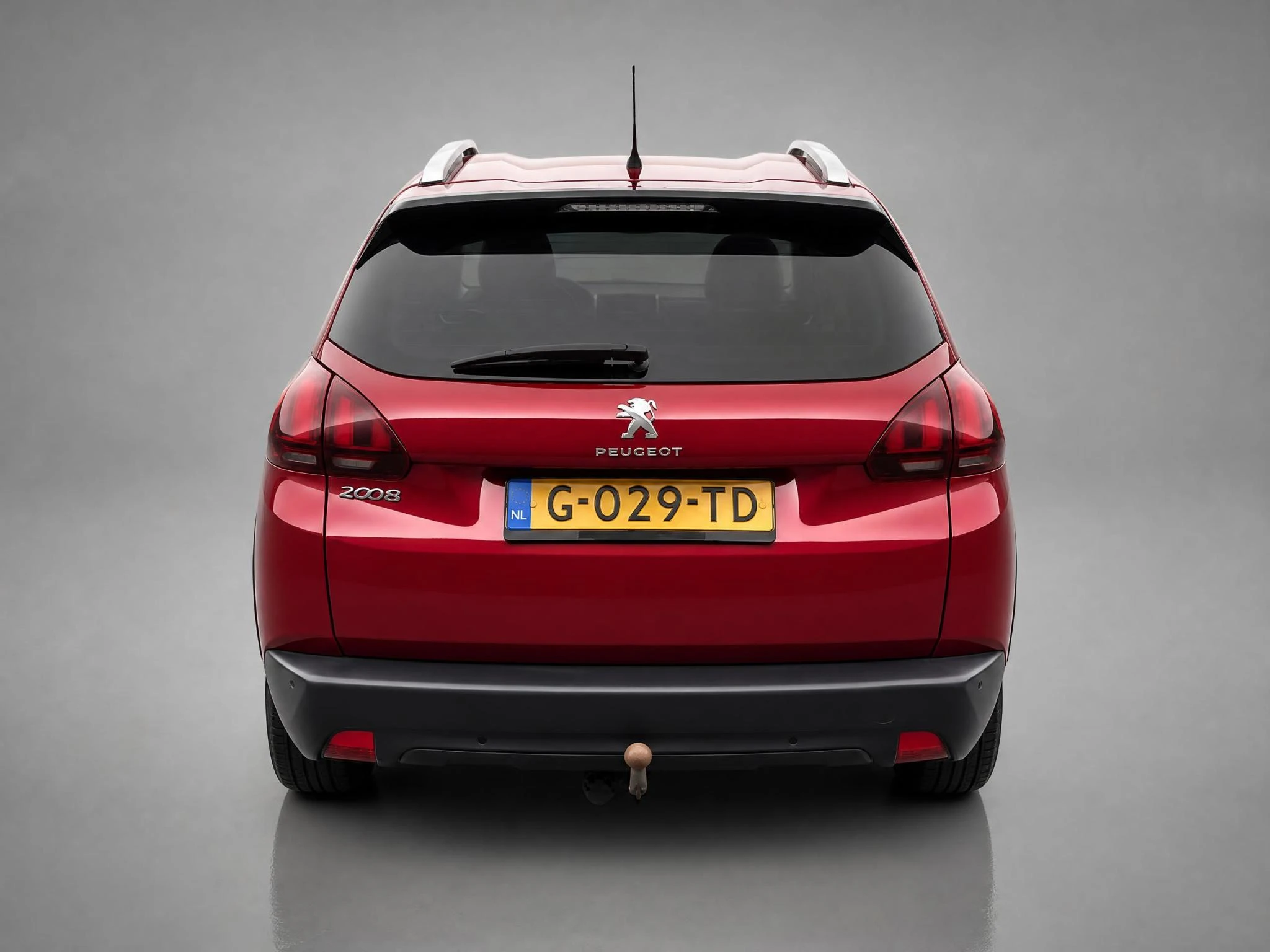 Peugeot-2008-image-2