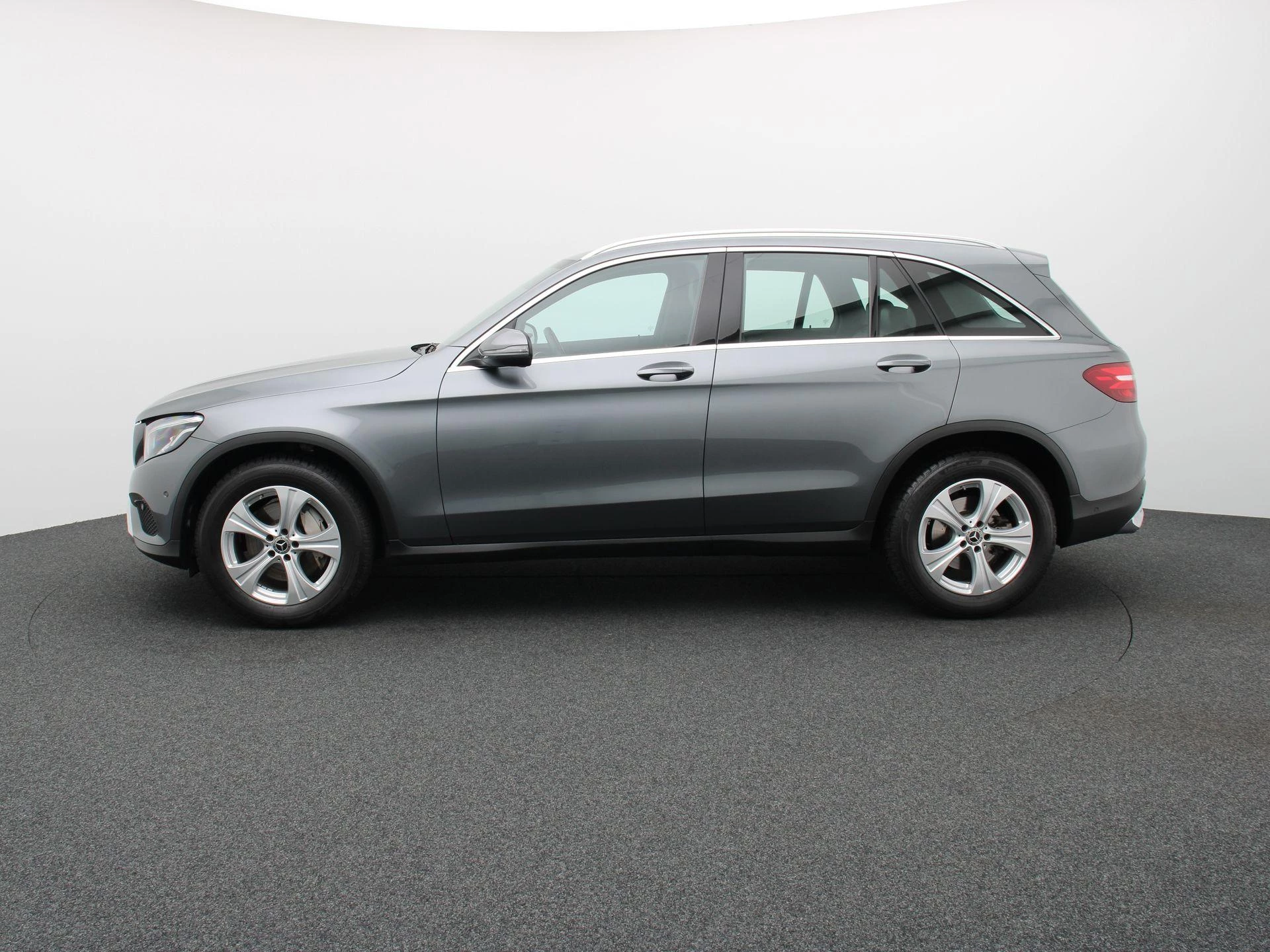 Mercedes-Benz GLC 250 4MATIC + LED + LEDER + CAMERA + TREKHAAK +