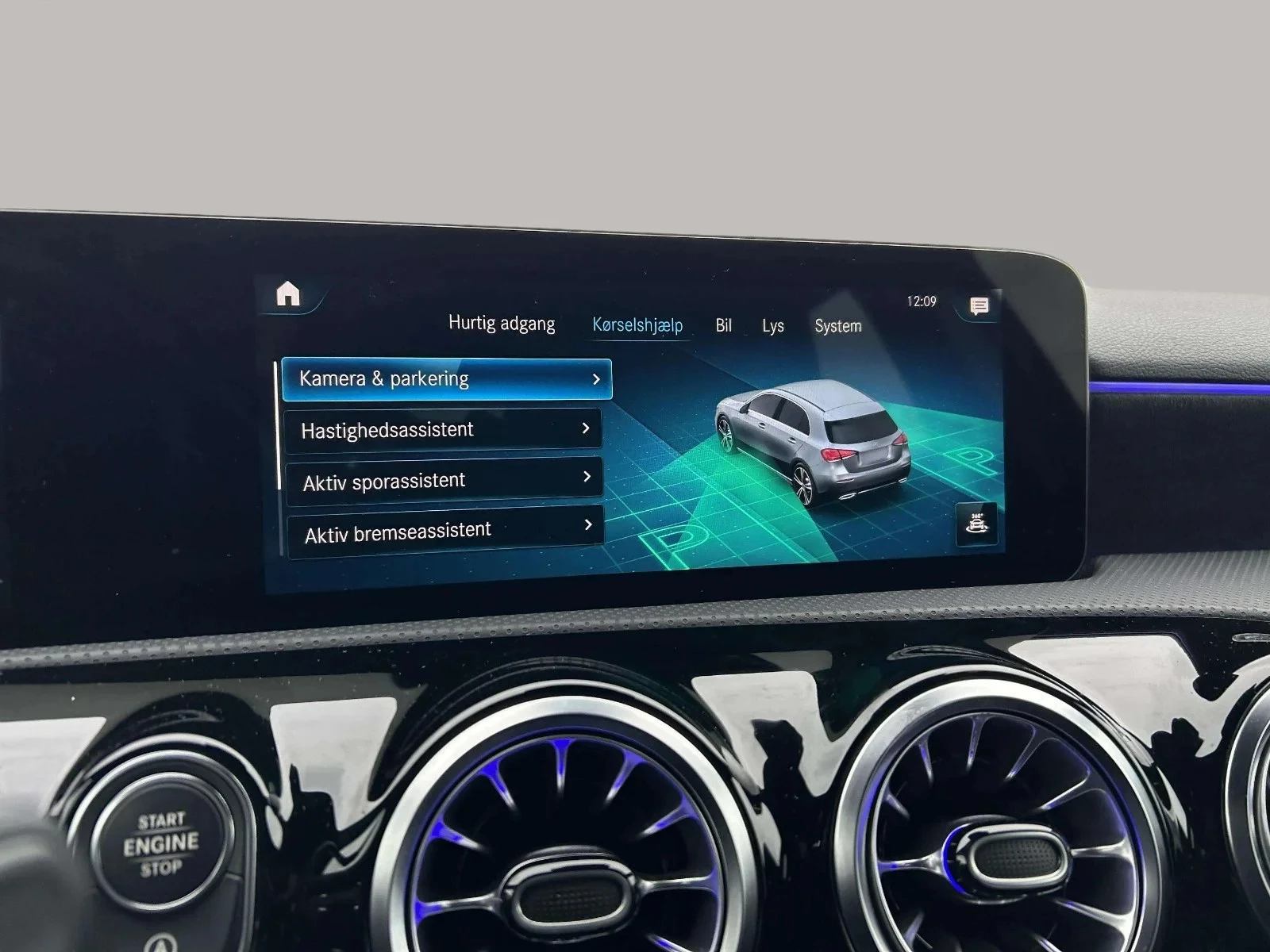 Mercedes-Benz-A-Klasse-image-16