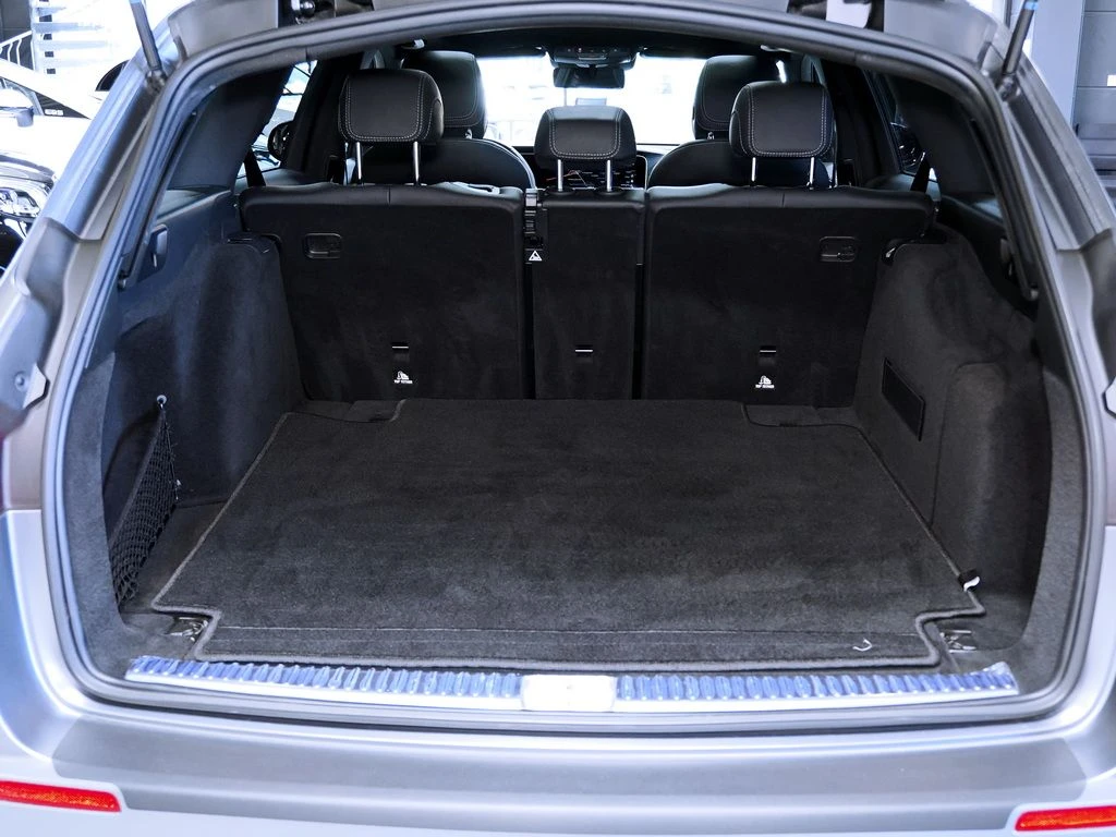 Mercedes-AMG-E-Klasse 63 S AMG-image-13