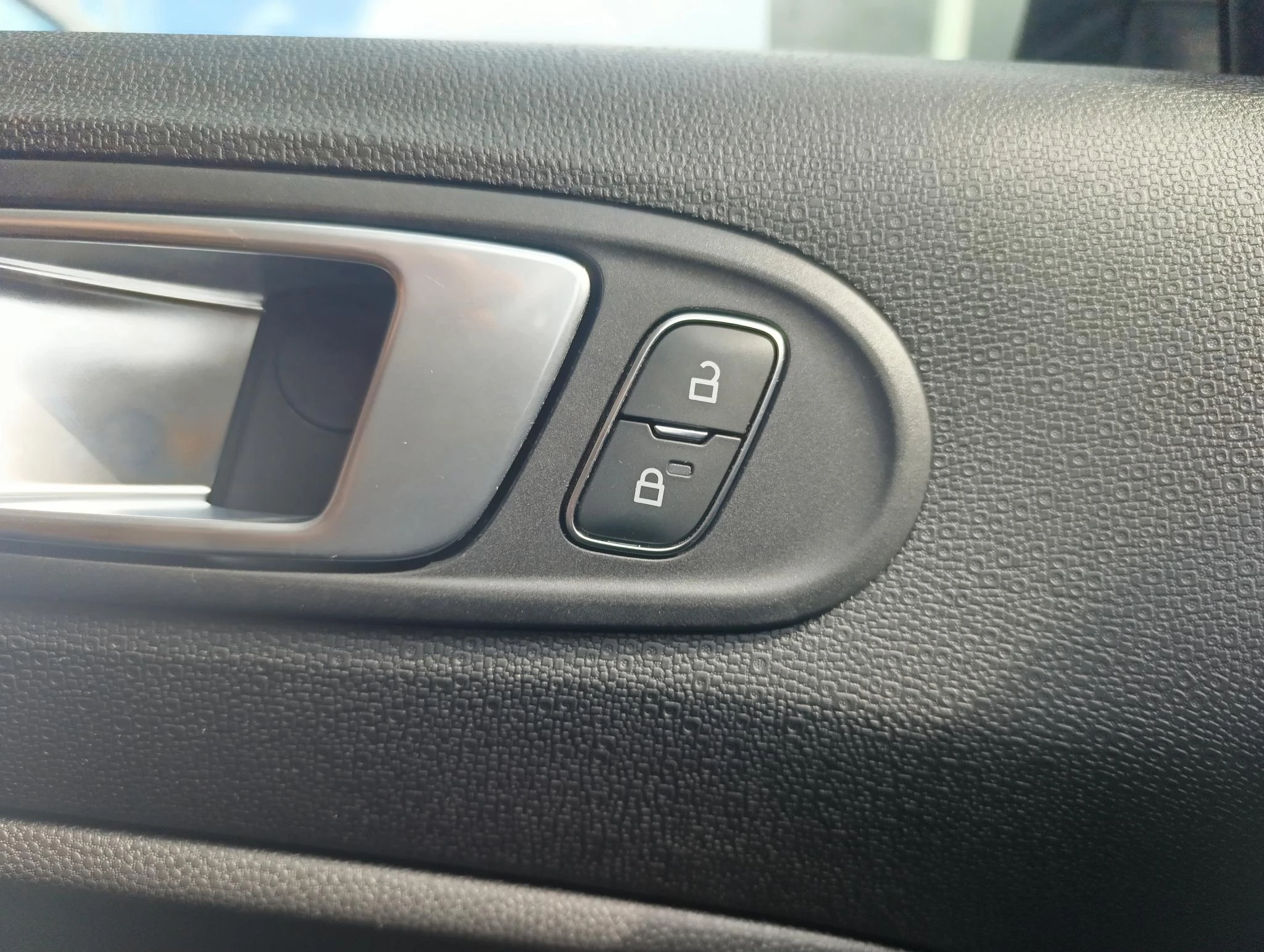 Ford-EcoSport-image-14