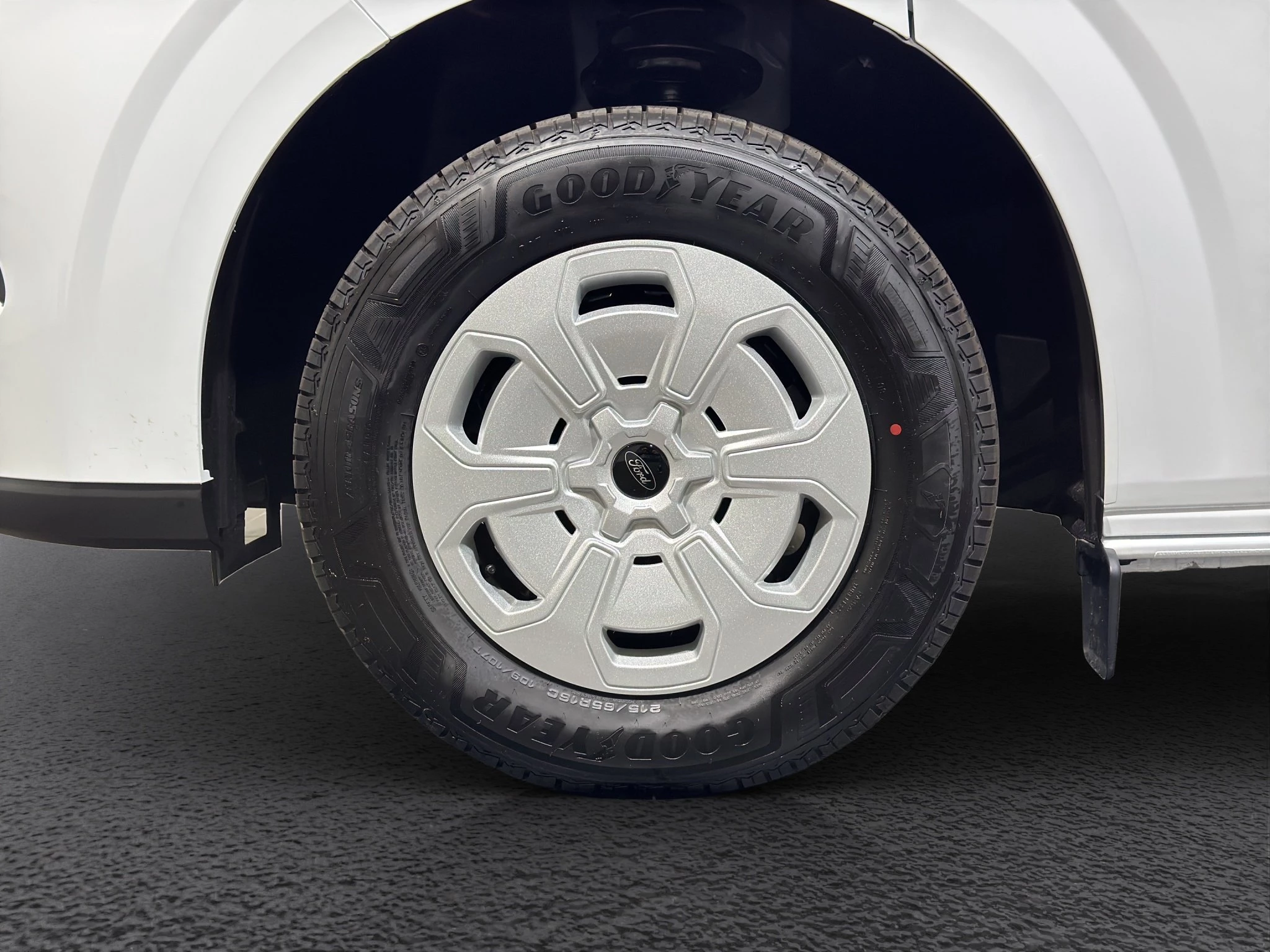 Ford Transit Custom Trend 2.0 EcoBlue 100kW 320 L1 Auto Kasten-LKW. 4-türig. MJ 2026.50