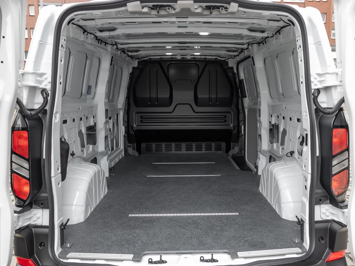 Ford-Transit Custom-image-7