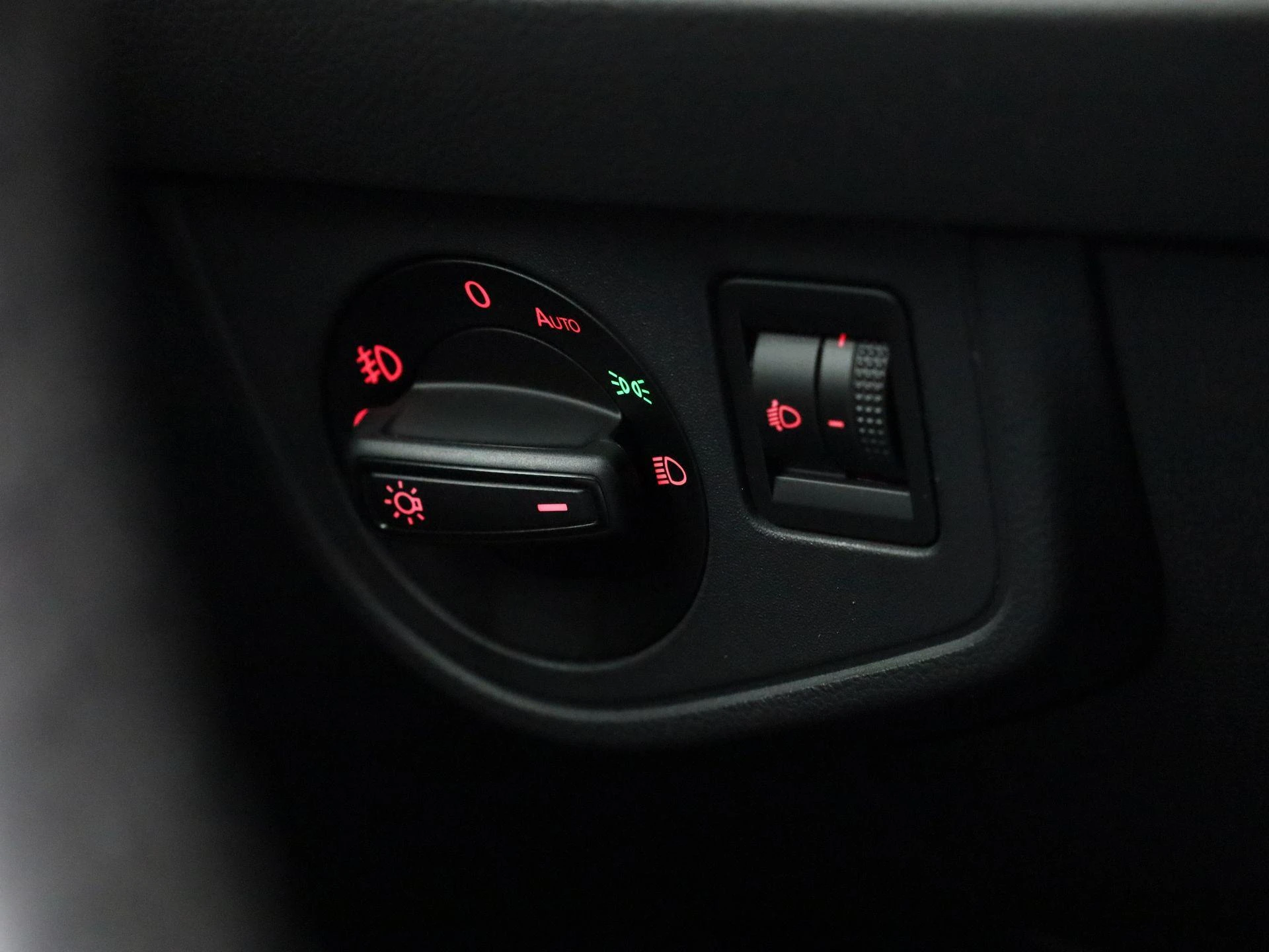 Volkswagen-Polo-image-22