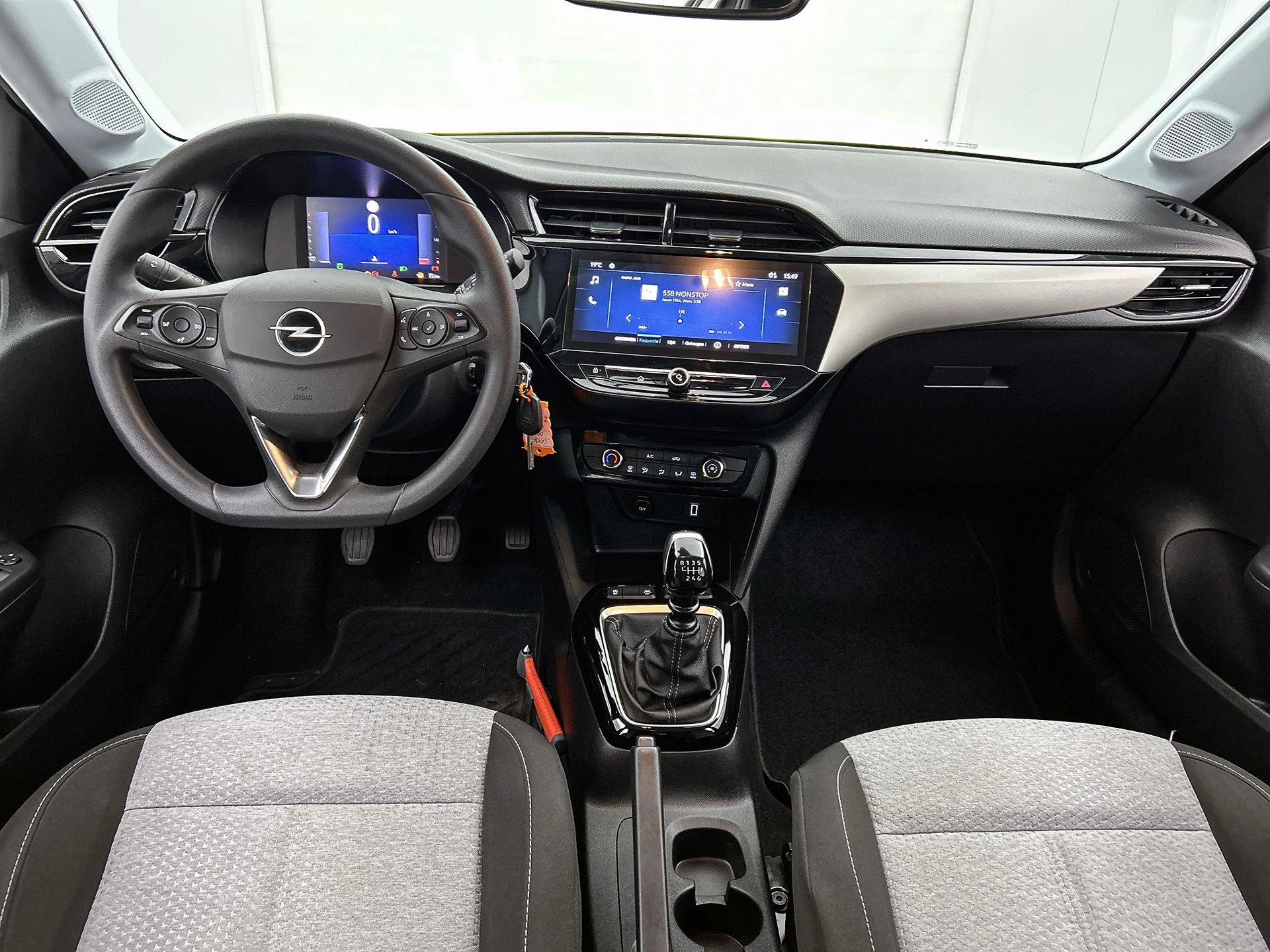 Opel-Corsa-image-20