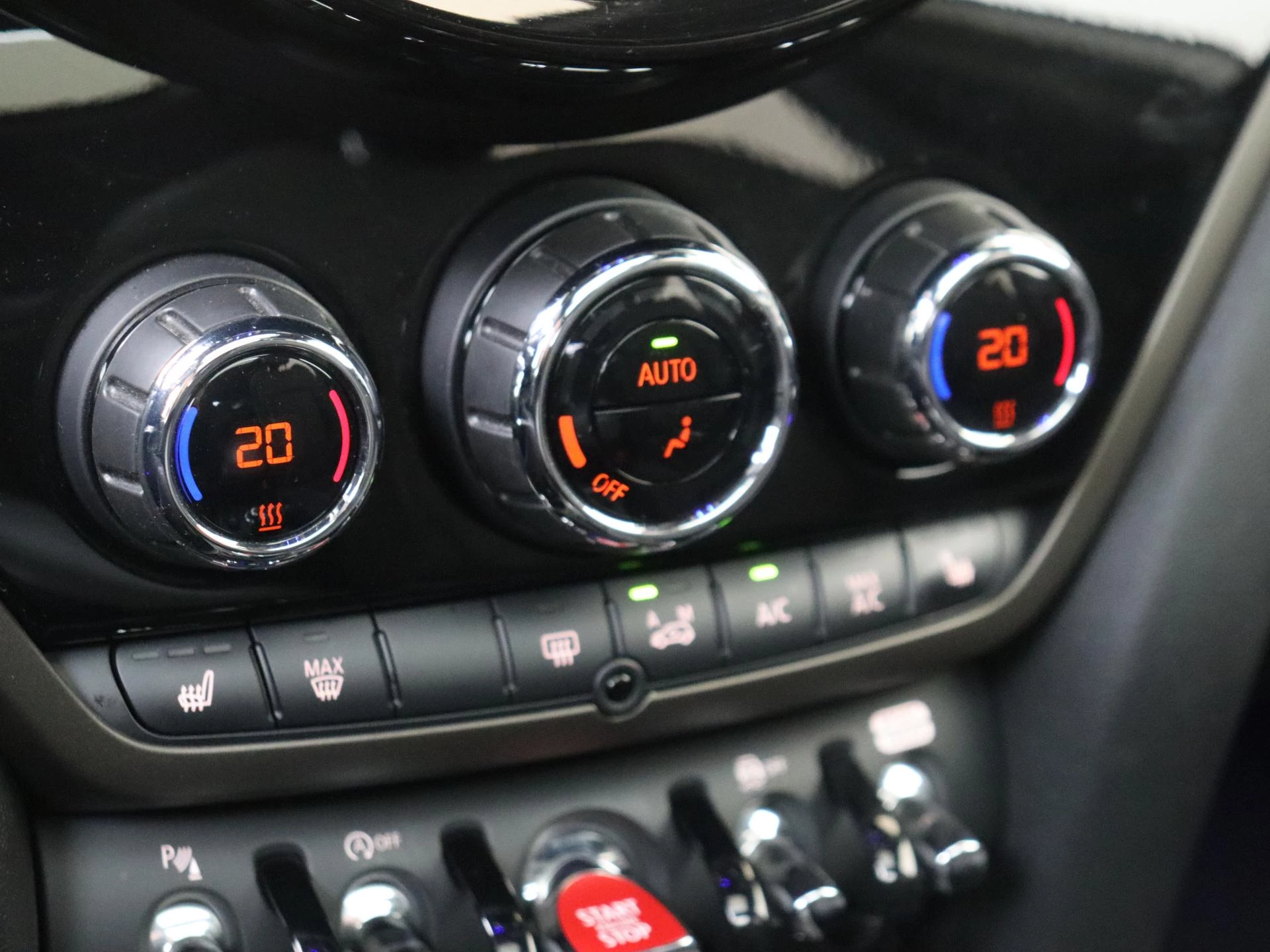 MINI-Countryman-image-18