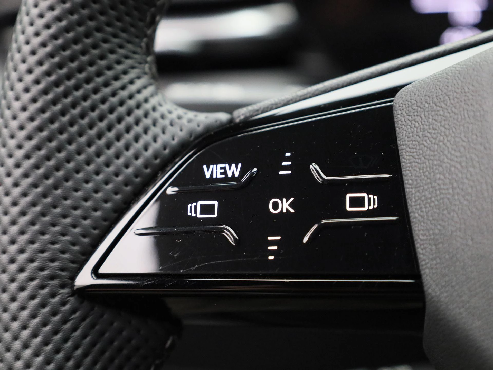 Audi Q5 2.0 TFSI e-hybrid quattro S edition Competition