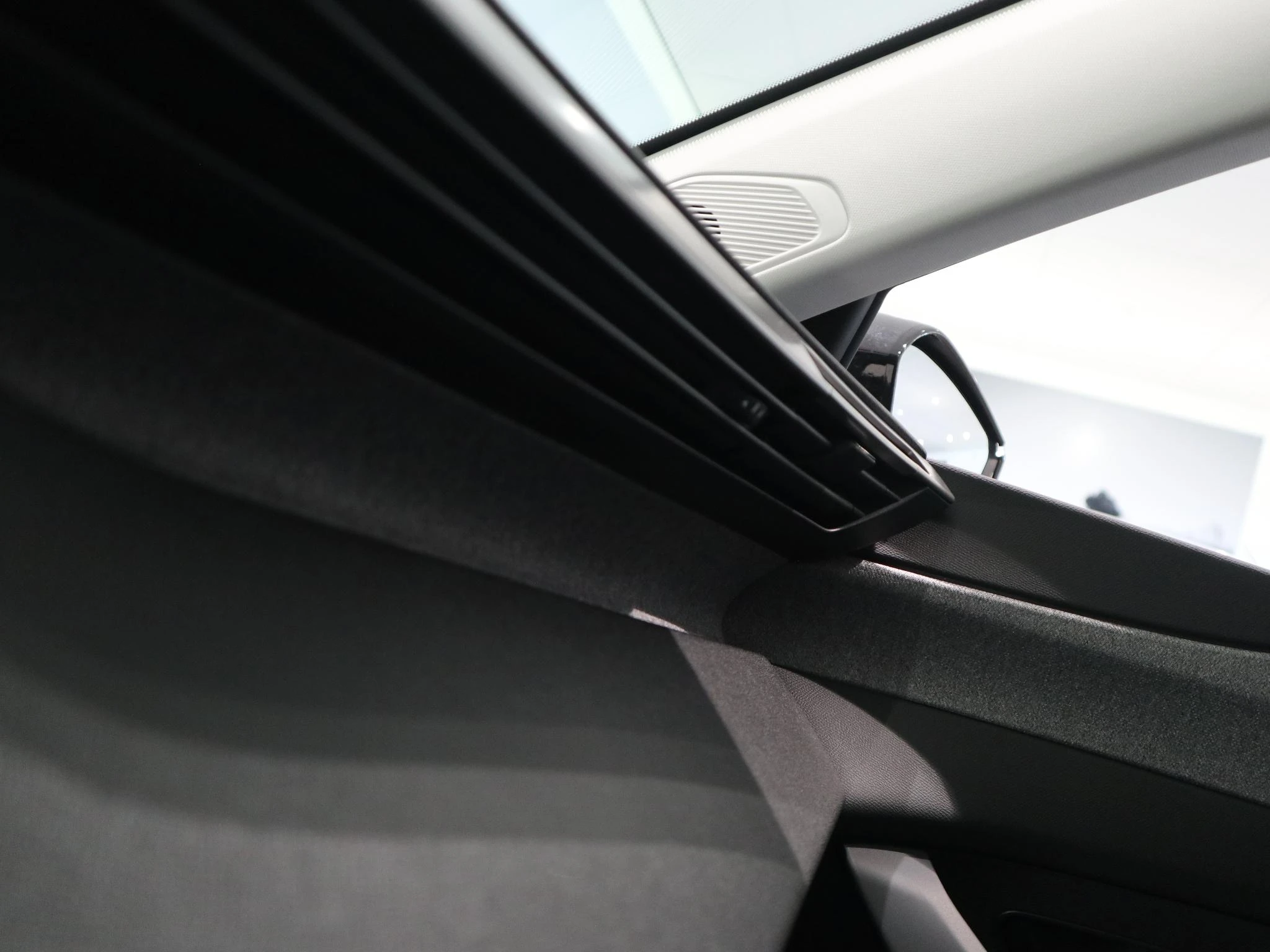 Peugeot-e-308-image-35