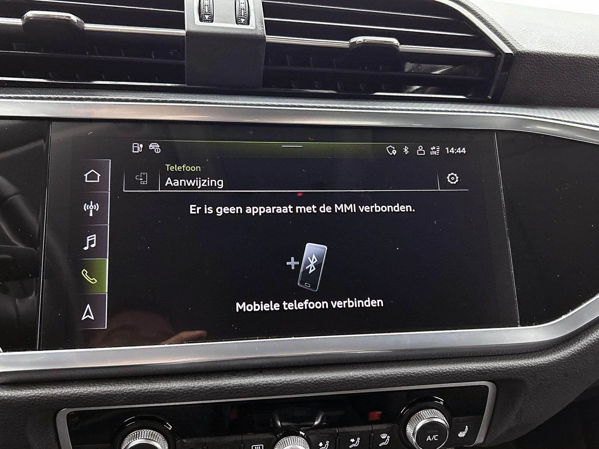 Audi-Q3-image-18