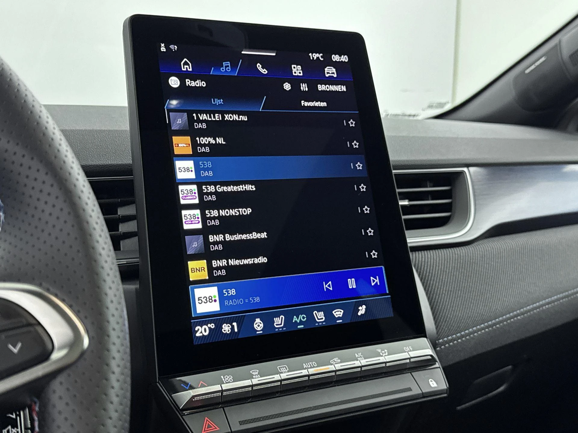 Renault-Symbioz-image-6