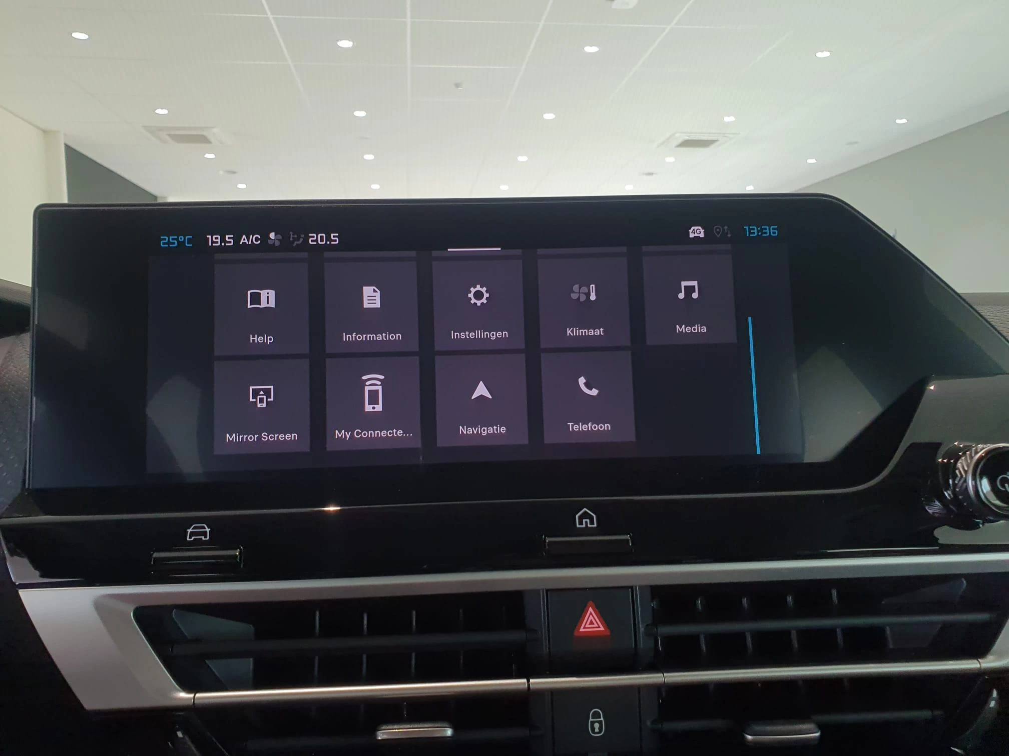 Citroën-ë-C4-image-22