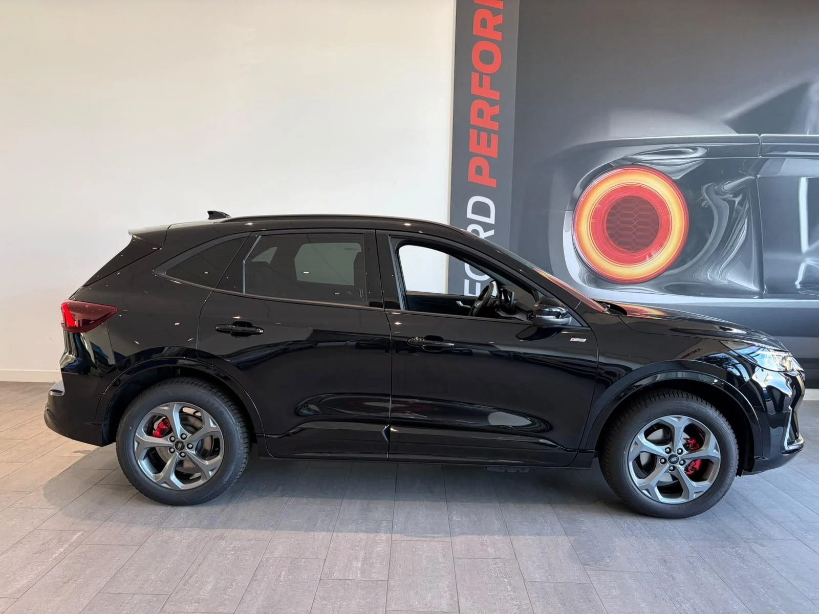 Ford-Kuga-image-4
