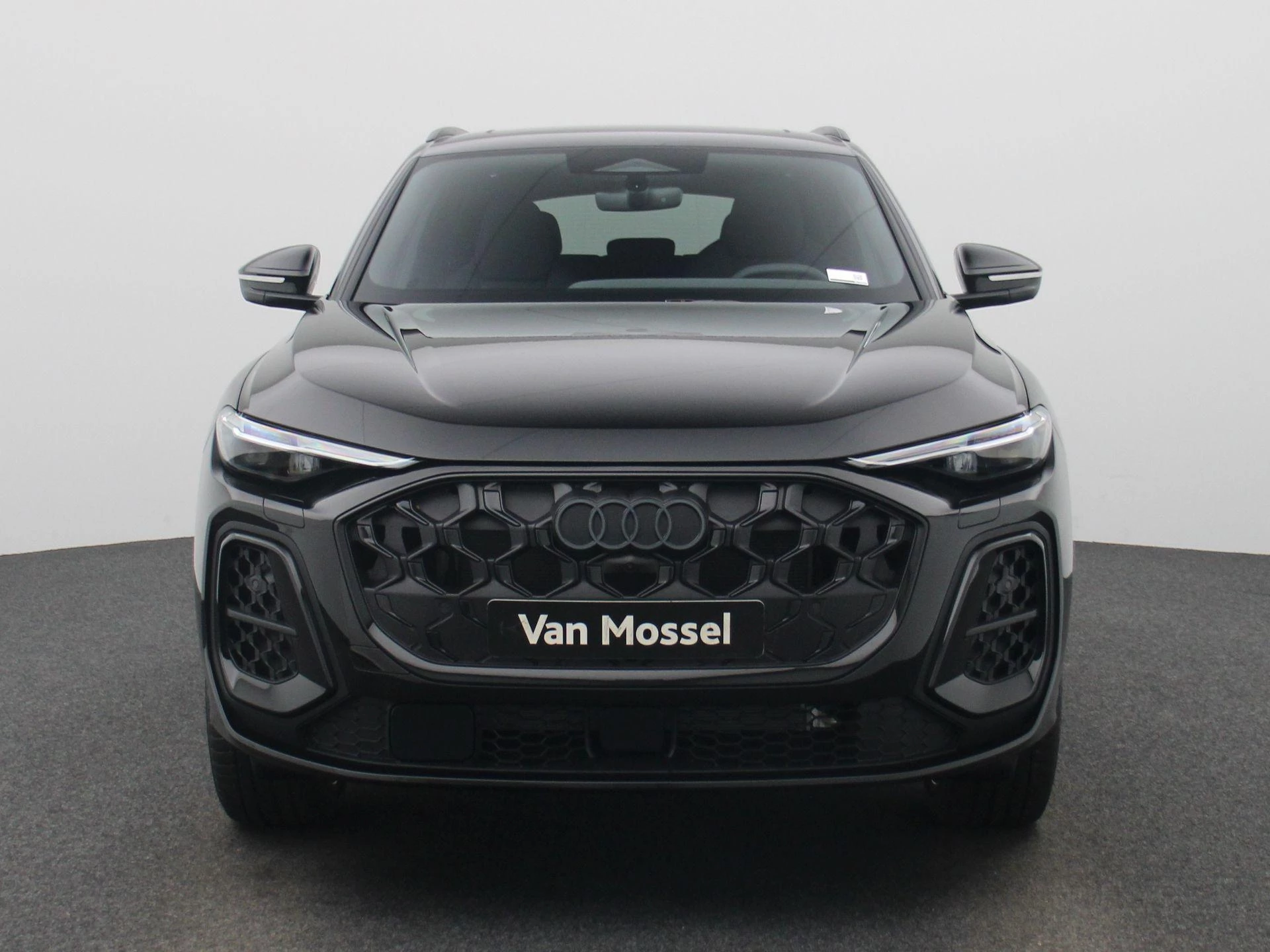 Audi-Q5-image-2