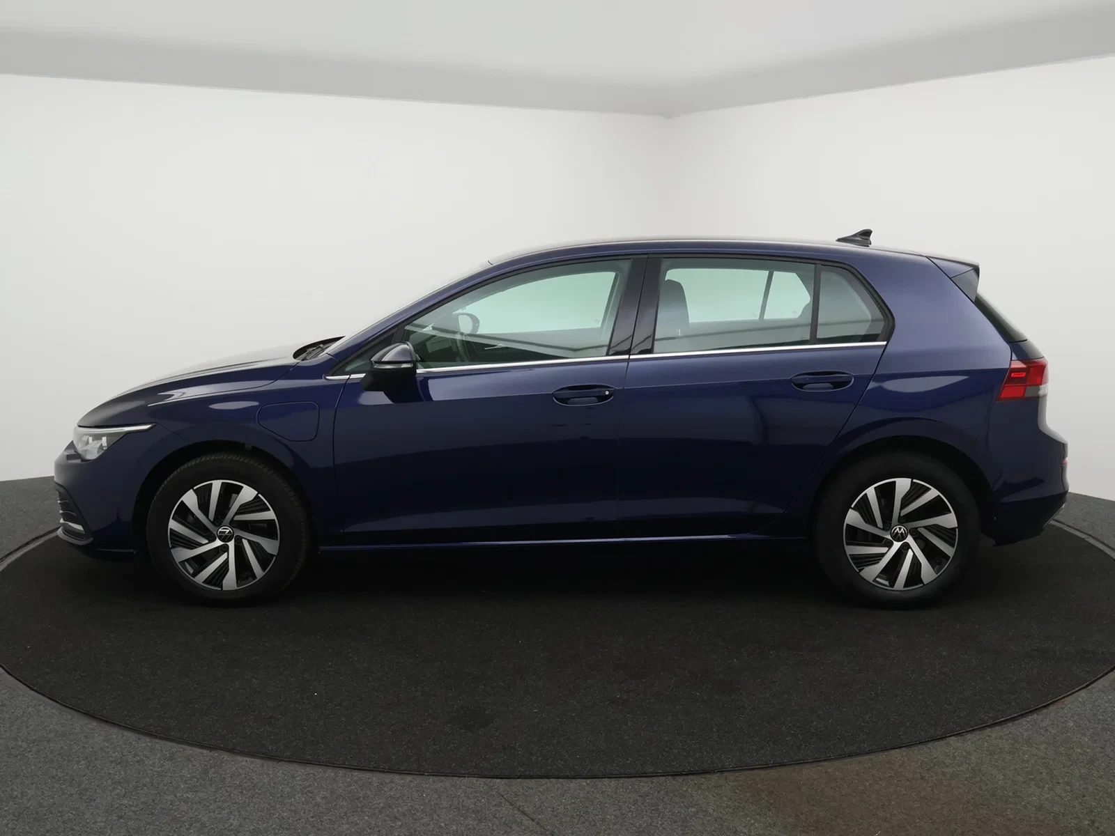 Volkswagen Golf VIII eHybrid (PHEV) Golf Style Business PHEV 1.4TSI eHybrid 150PK *AUTOMAAT*ALCANTARA*ACC*APP-CONNECT*NAVI*...*