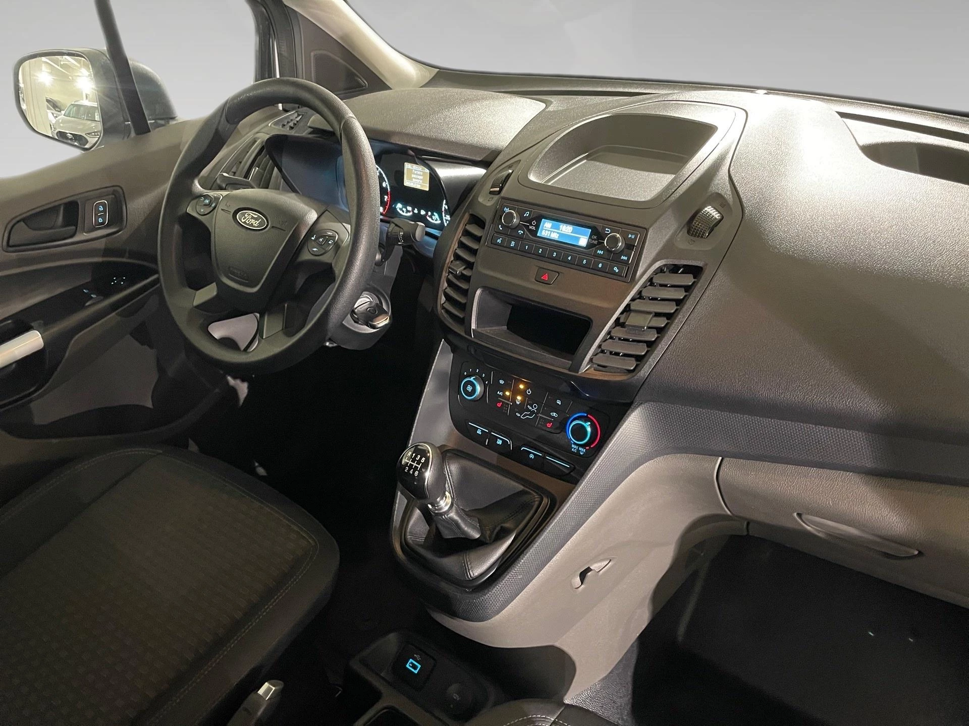 Ford Transit Connect 1.0 EcoBoost 74kW L1 Trend