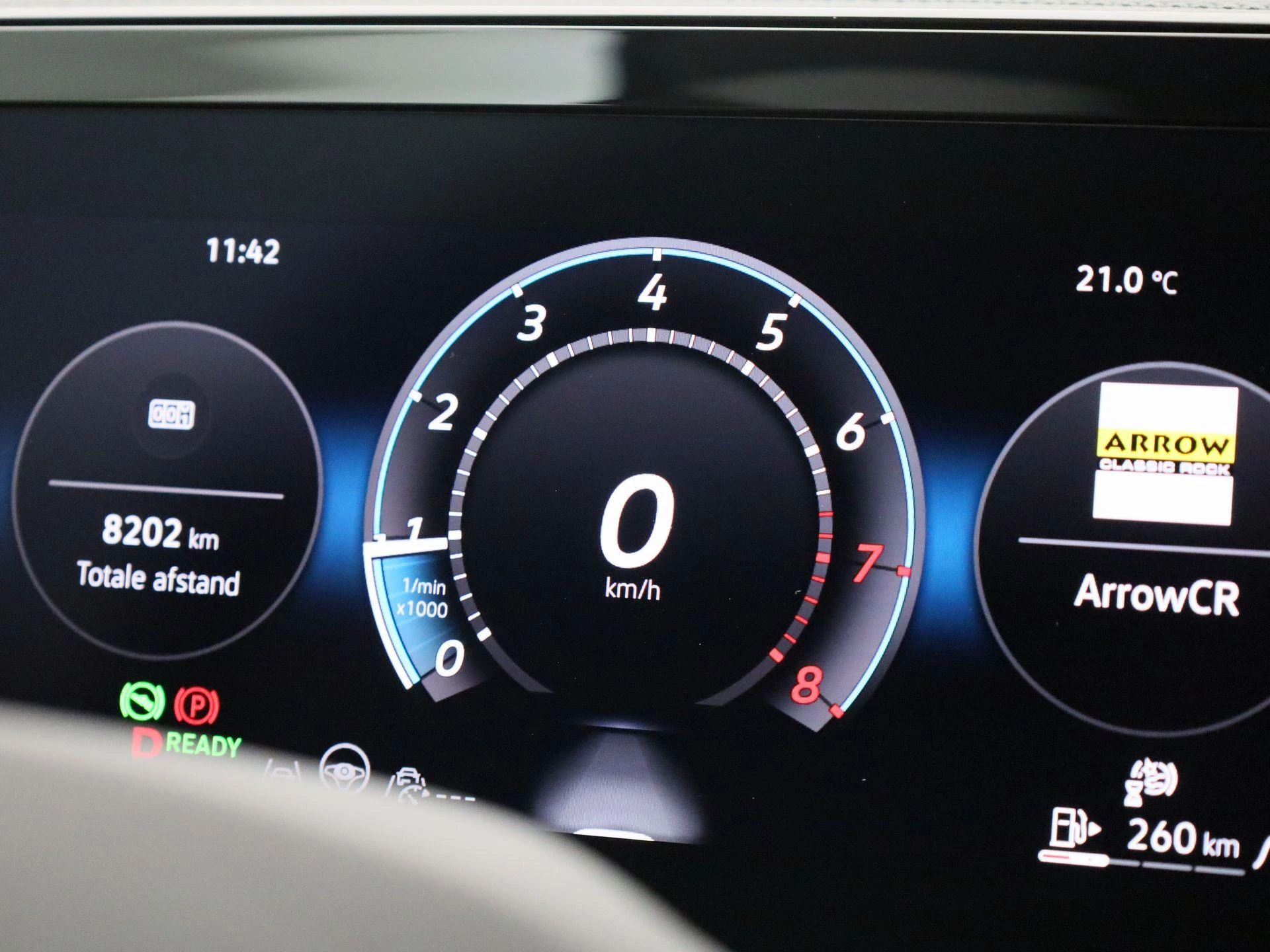 Volkswagen-Tiguan-image-28