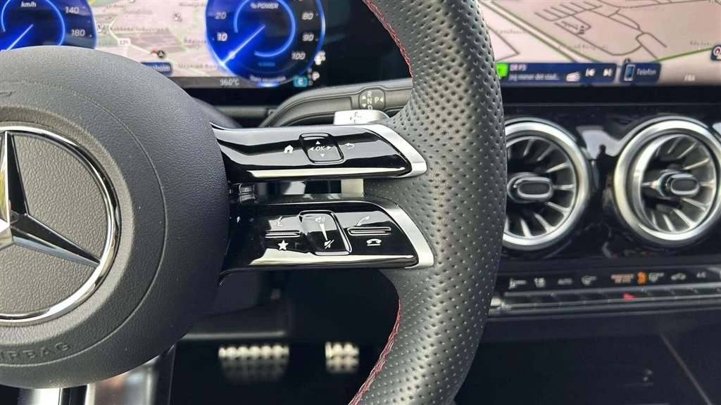 Mercedes-Benz-EQA-image-12