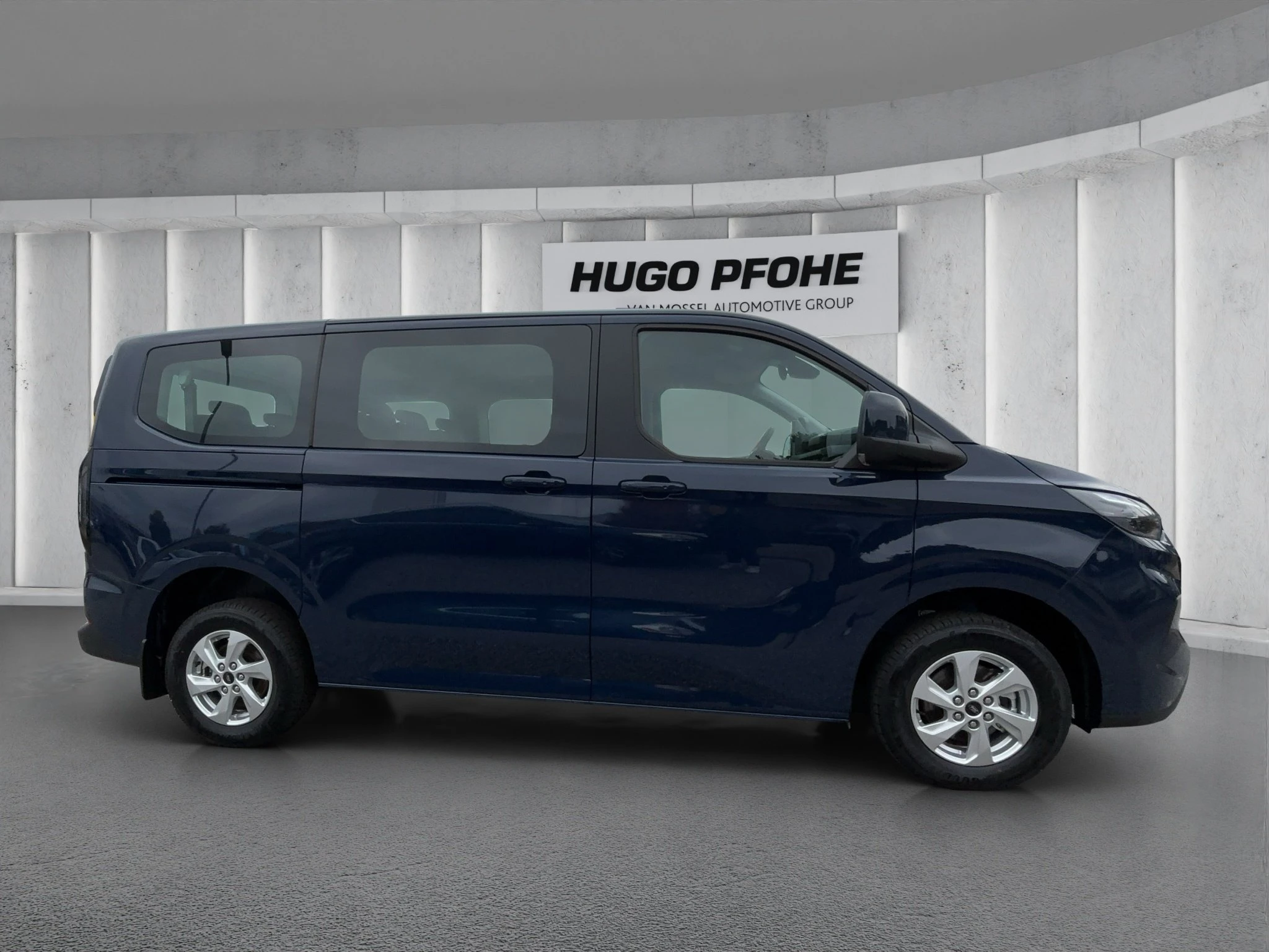Ford-Tourneo Custom-image-5