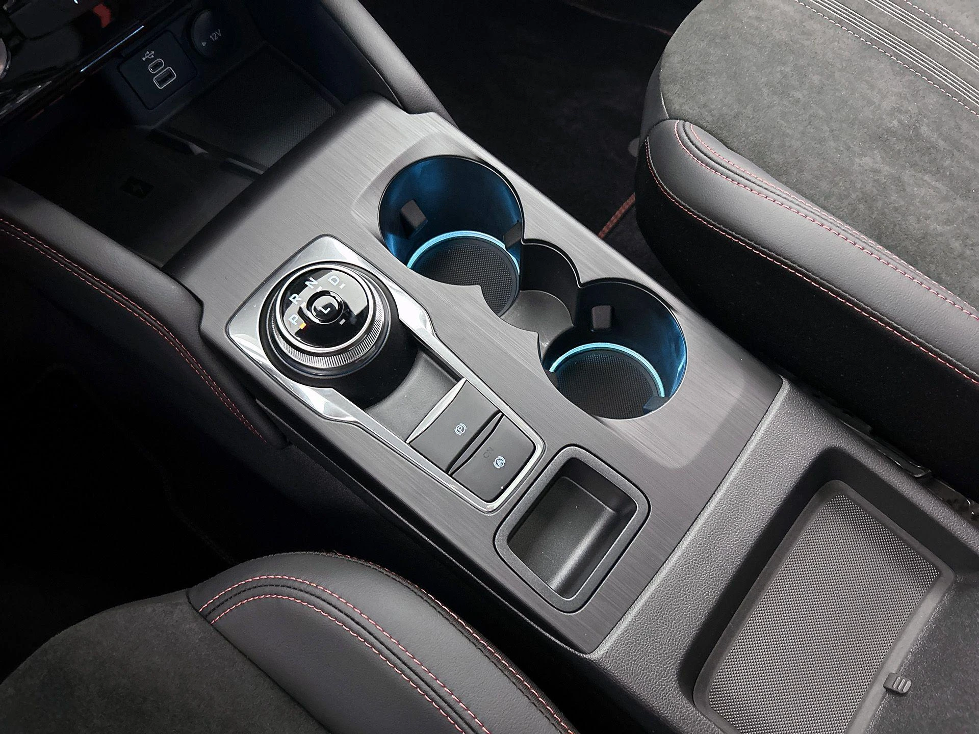 Ford-Kuga-image-33