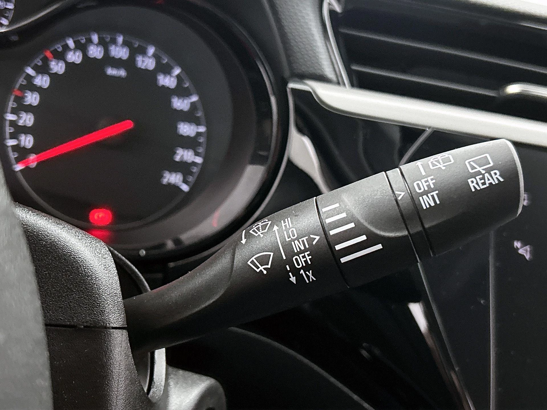 Opel-Corsa-image-11