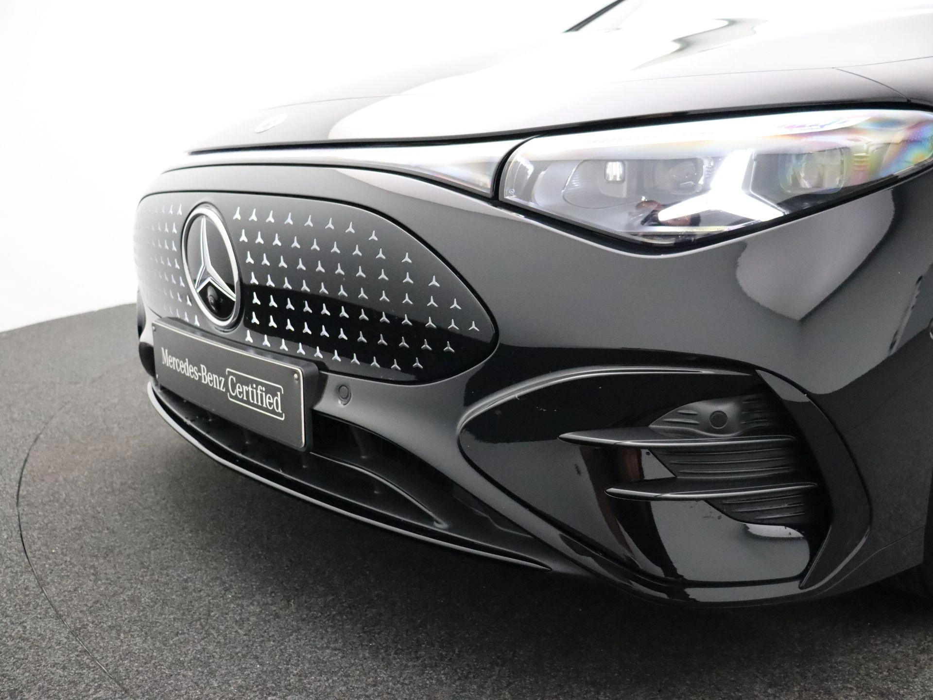 Mercedes-Benz-CLA-image-29