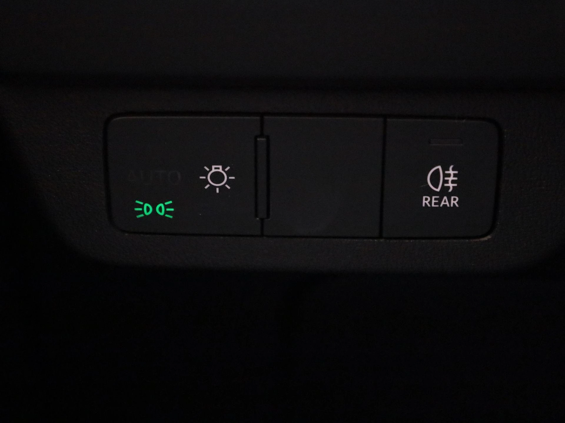 Audi-Q4 e-tron-image-25