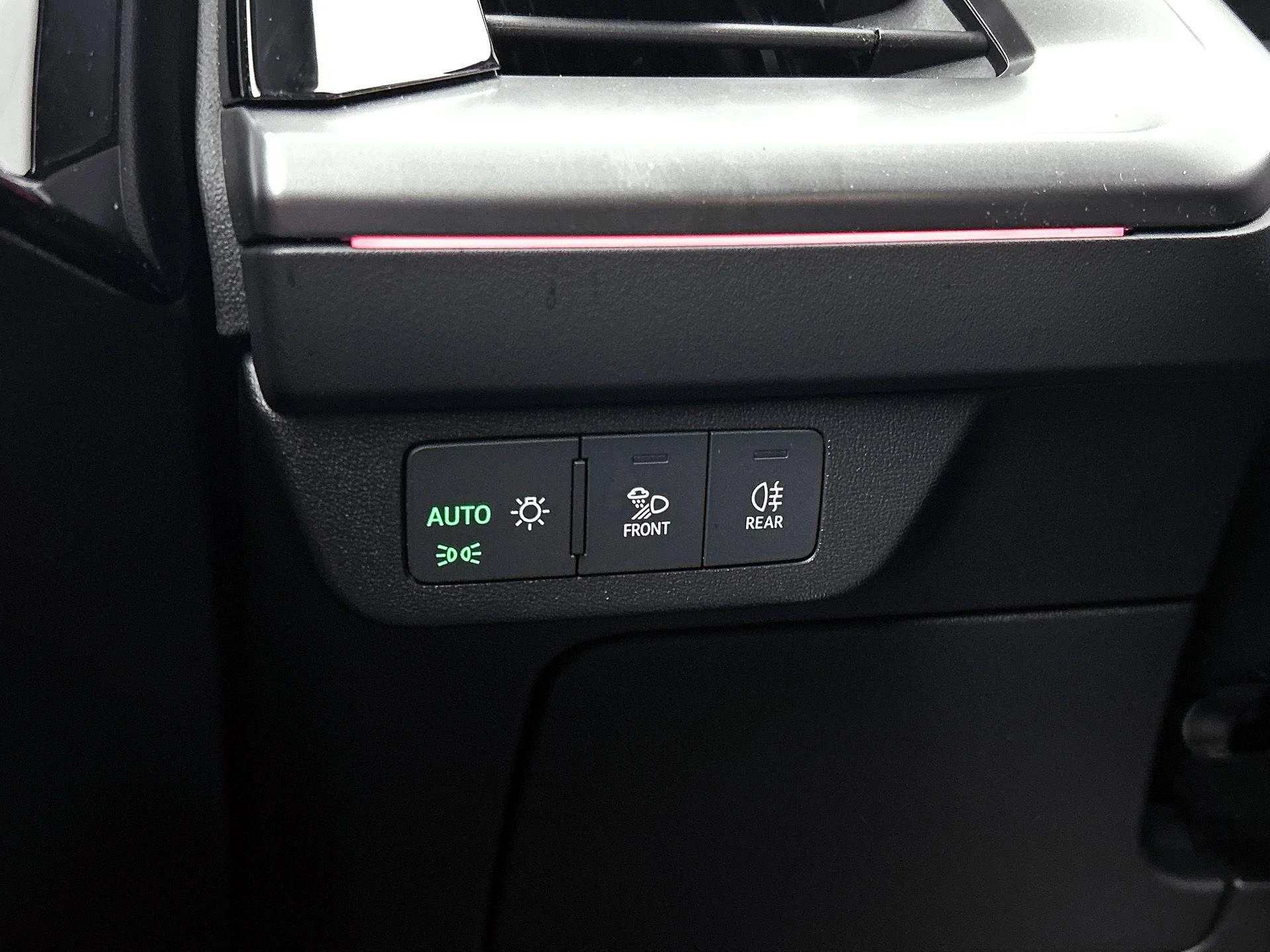 Audi-Q4 e-tron-image-22
