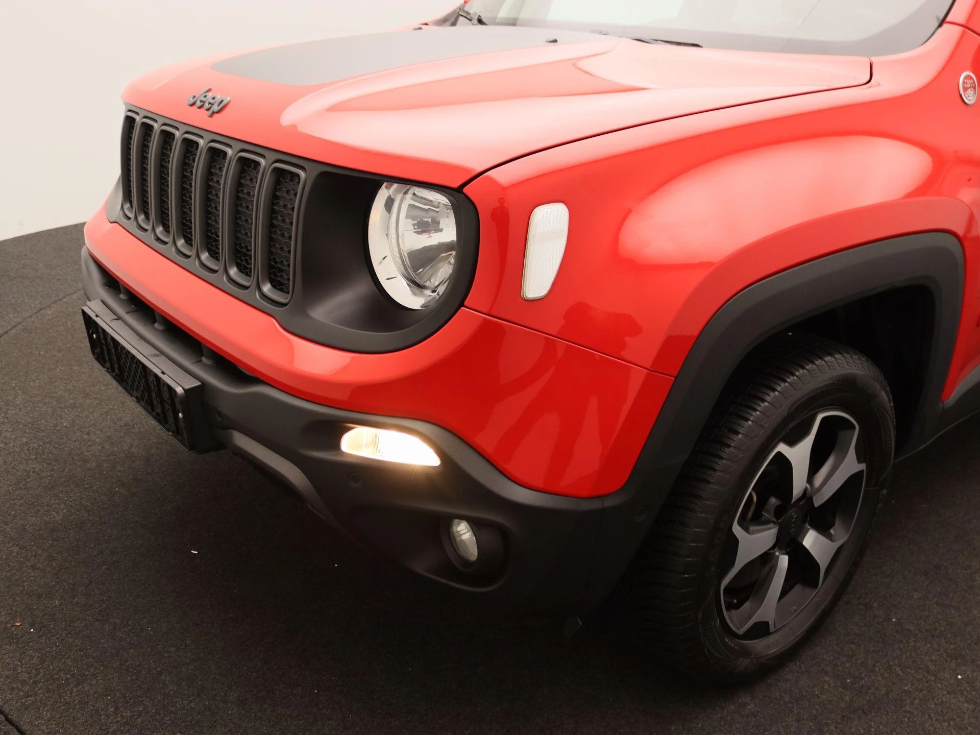 Jeep-Renegade-image-14