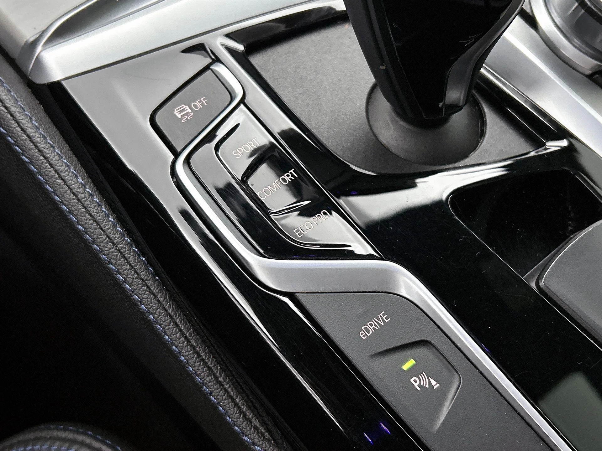 BMW-5 Serie-image-9
