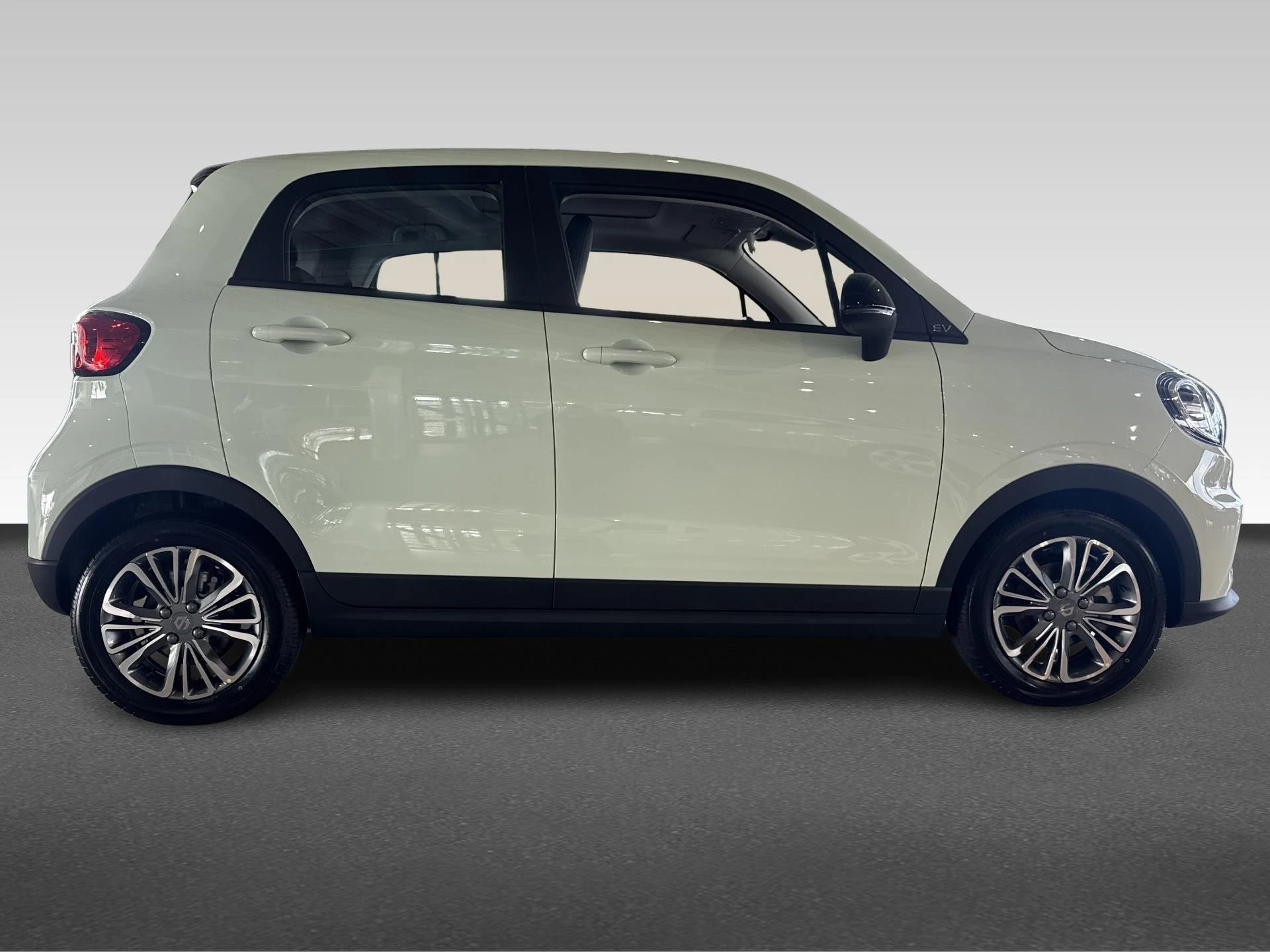Leapmotor-T03-image-9