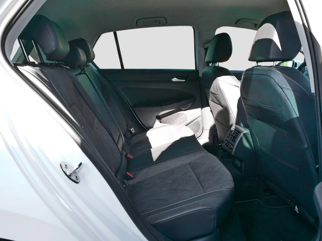 Volkswagen Golf Style 1.5 l eHybrid DSG 110 kW / 150 PS