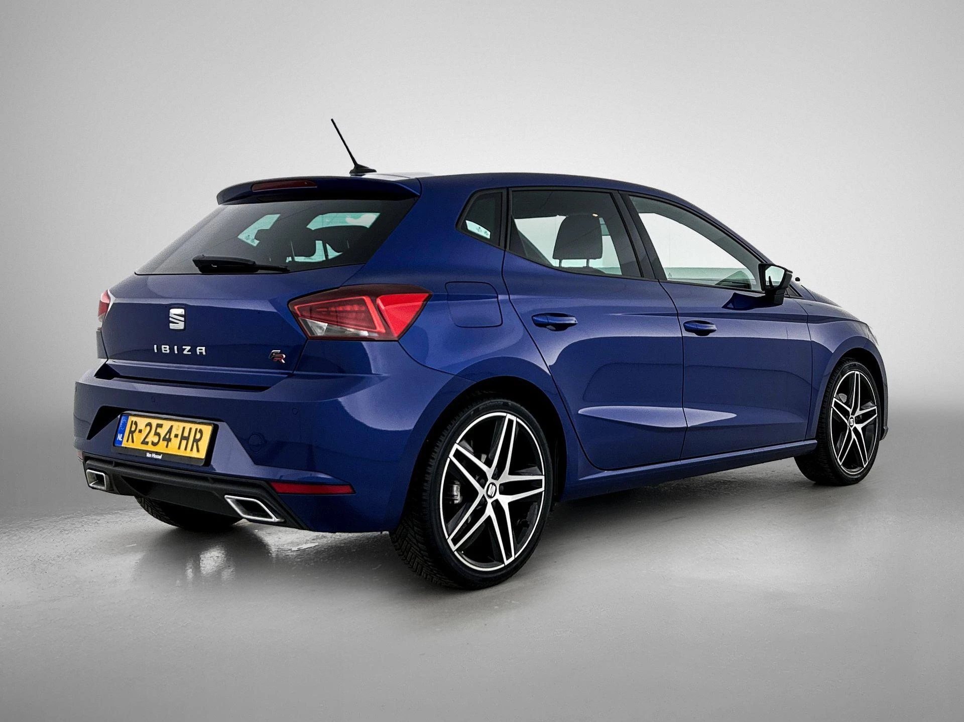 SEAT Ibiza 1.0 TSI FR Business Intense