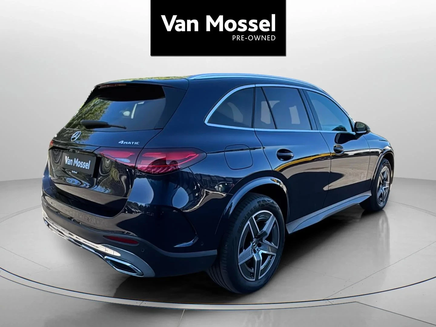 Mercedes-Benz-GLC-image-4