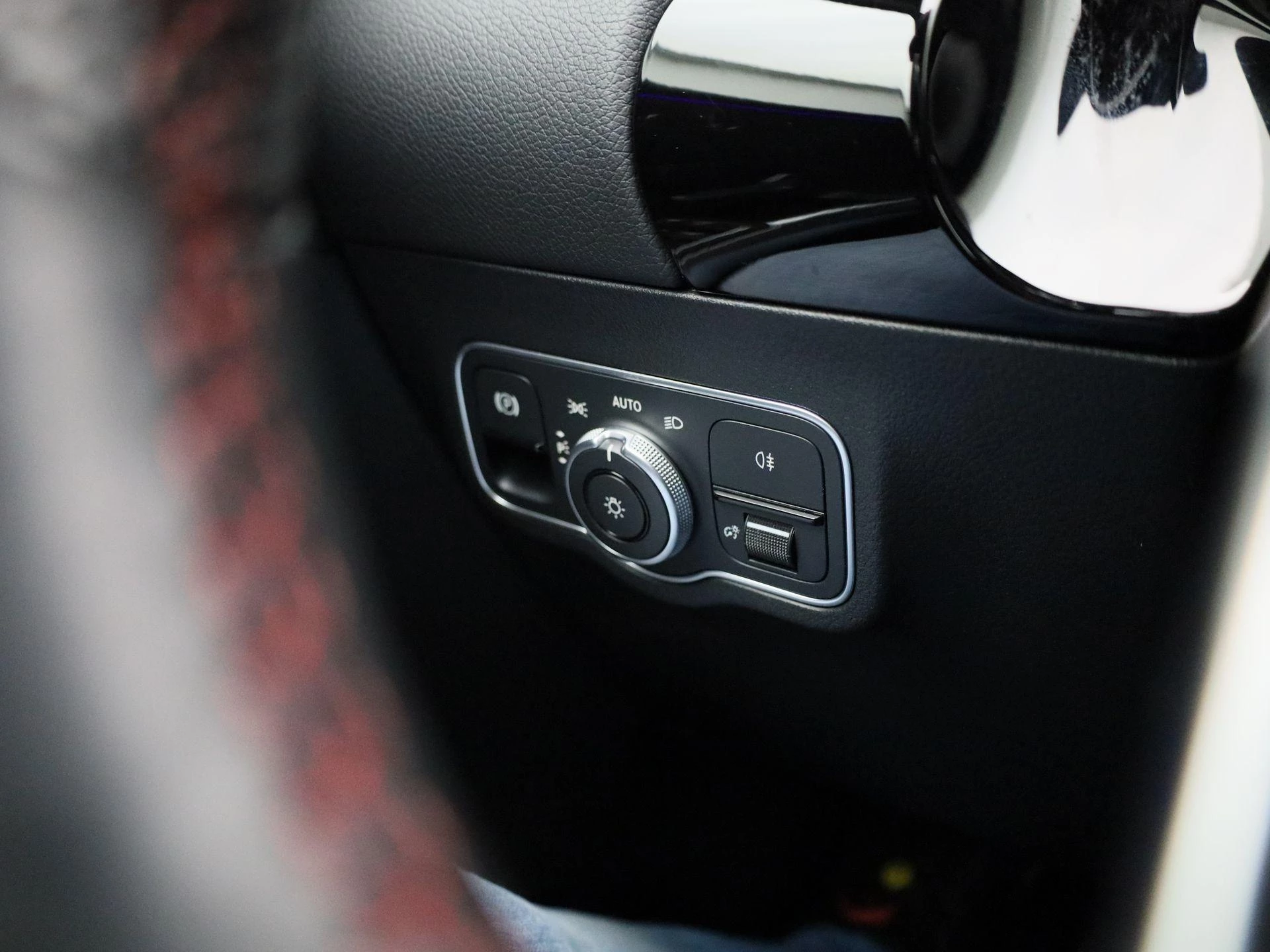 Mercedes-Benz-B-Klasse-image-32