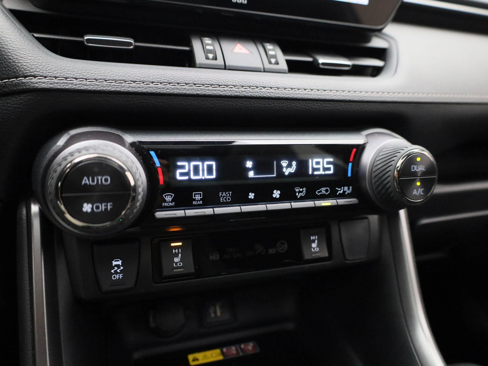 Toyota-RAV4-image-27