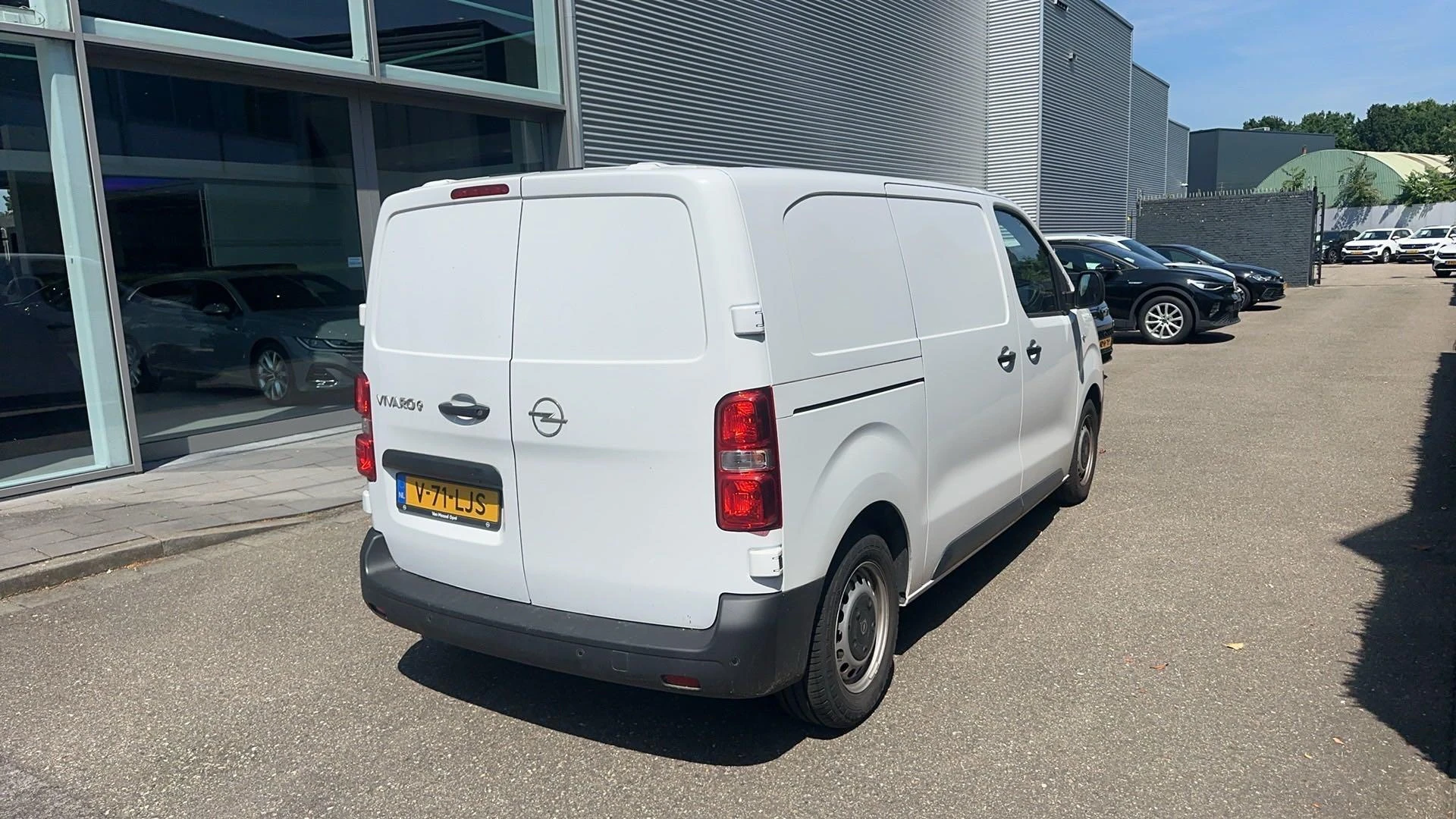 Opel-Vivaro-e-image-3