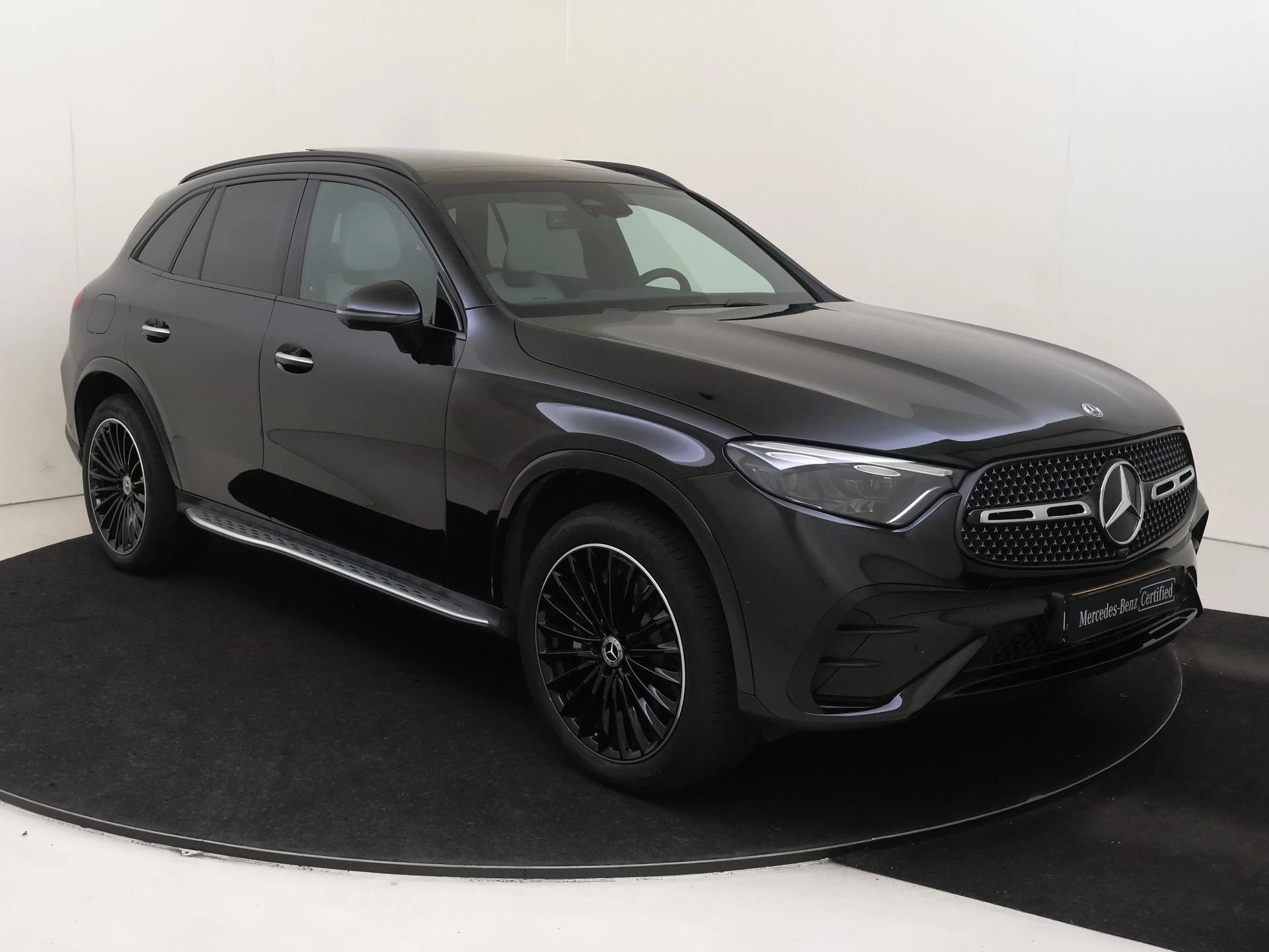 Mercedes-Benz GLC 300e 4MATIC AMG Line
