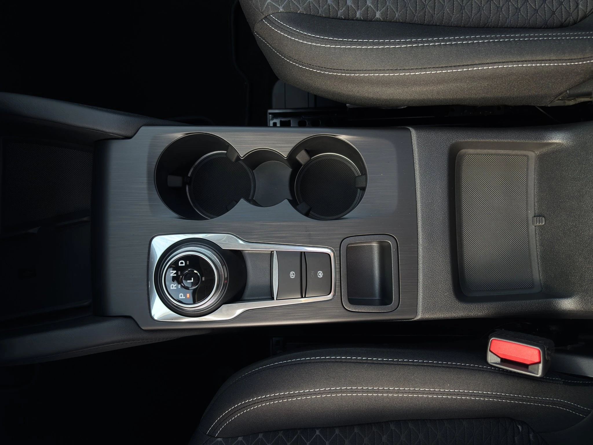 Ford-Kuga-image-23
