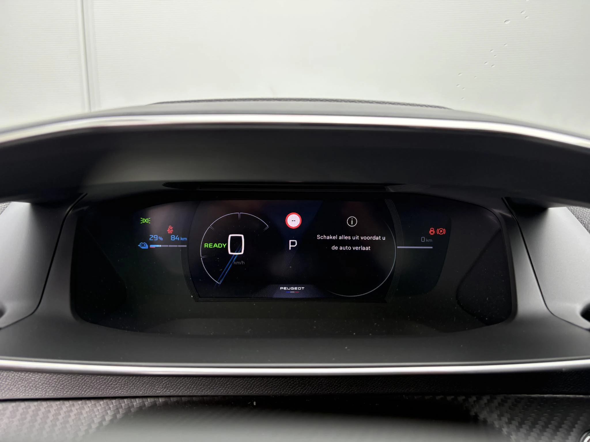Peugeot-208-image-12