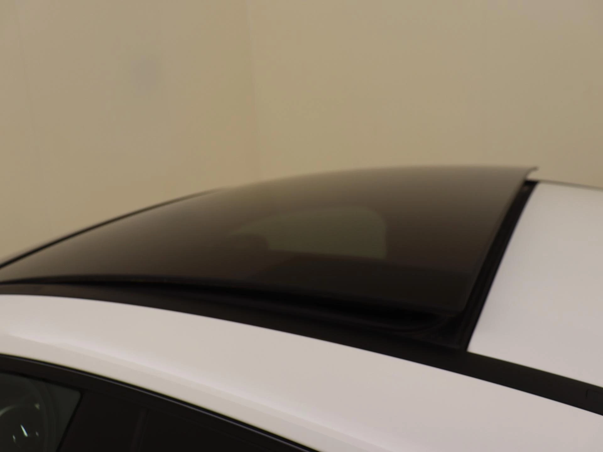 Mercedes-Benz-CLA-image-28