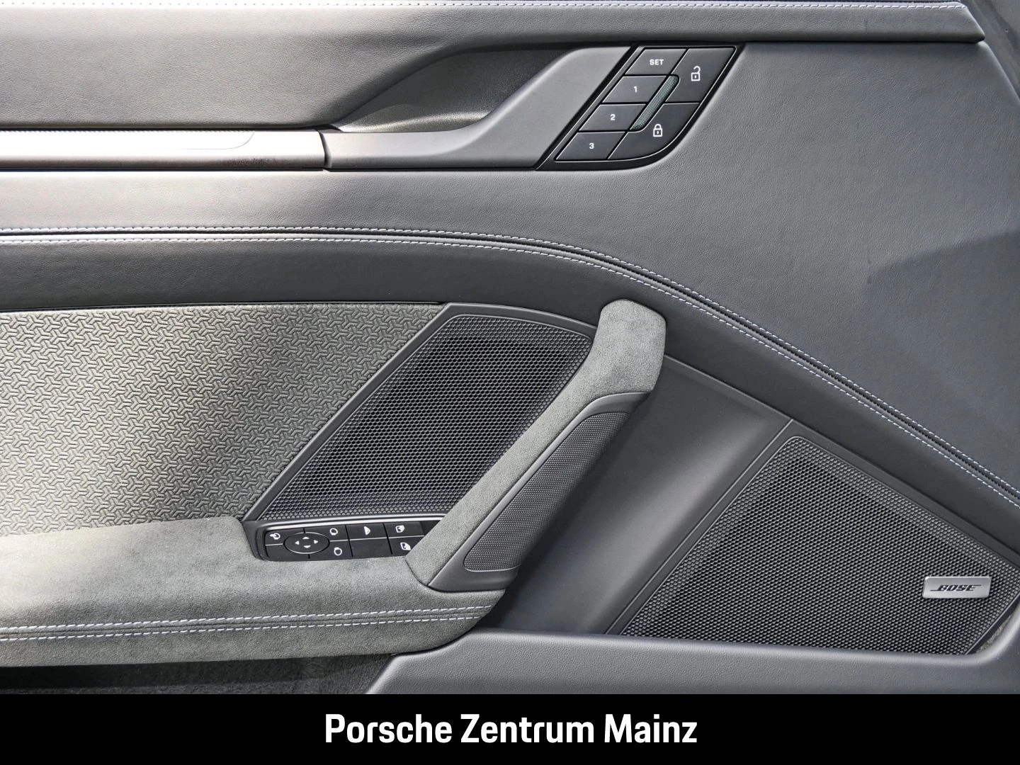 Porsche-911-image-27