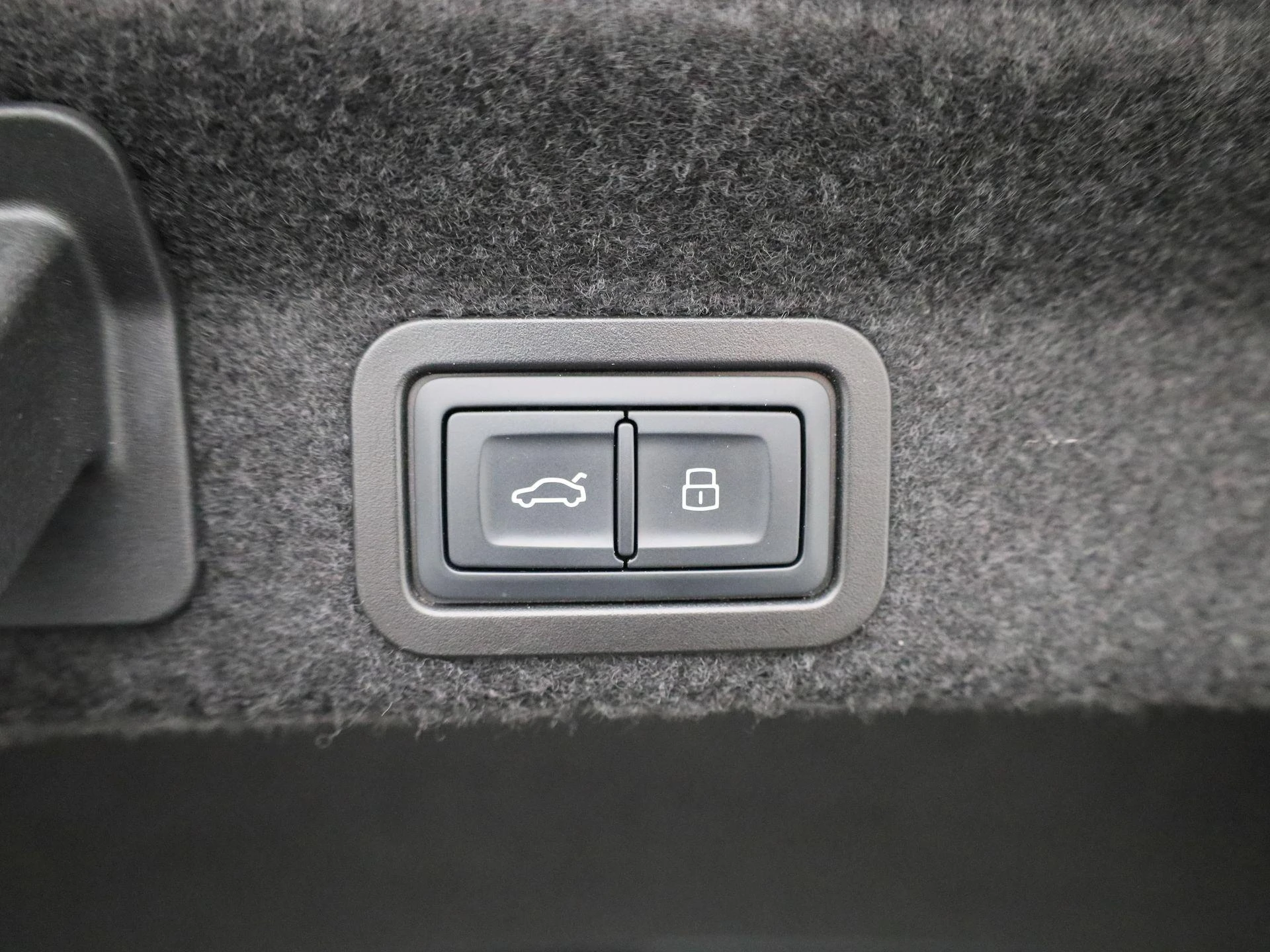Audi-A6-image-13