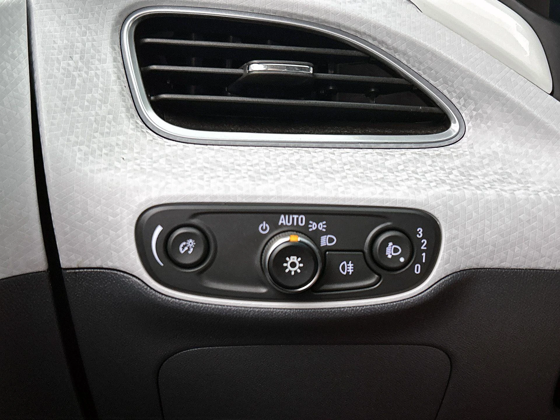 Opel-Ampera-e-image-30